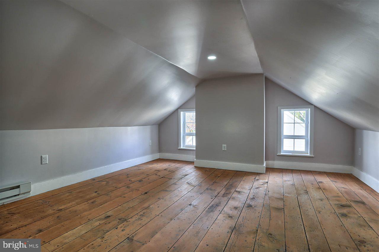 SHREWSBURY BORO - Residential