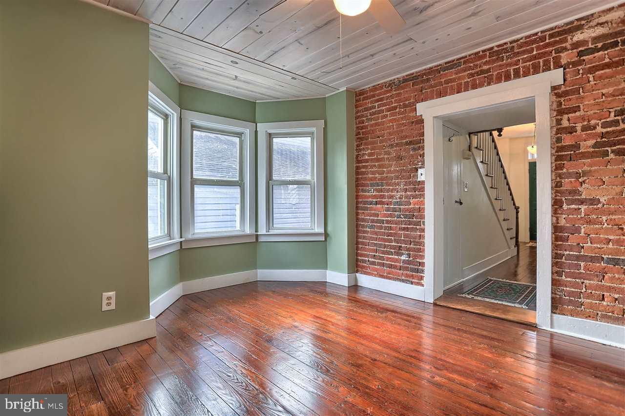 SHREWSBURY BORO - Residential