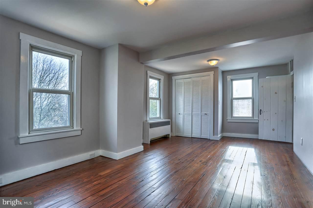 SHREWSBURY BORO - Residential