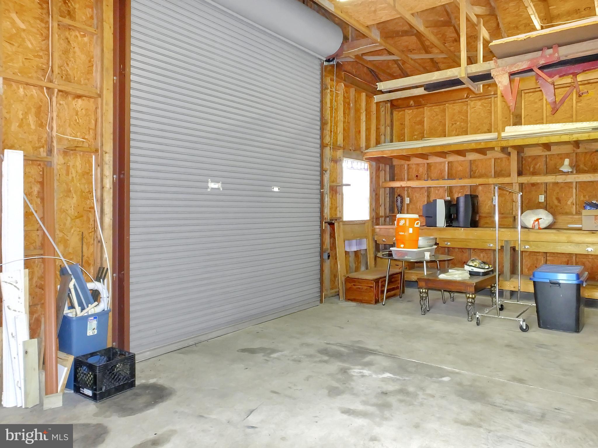 UPPER HOOPER ISLAND - Residential