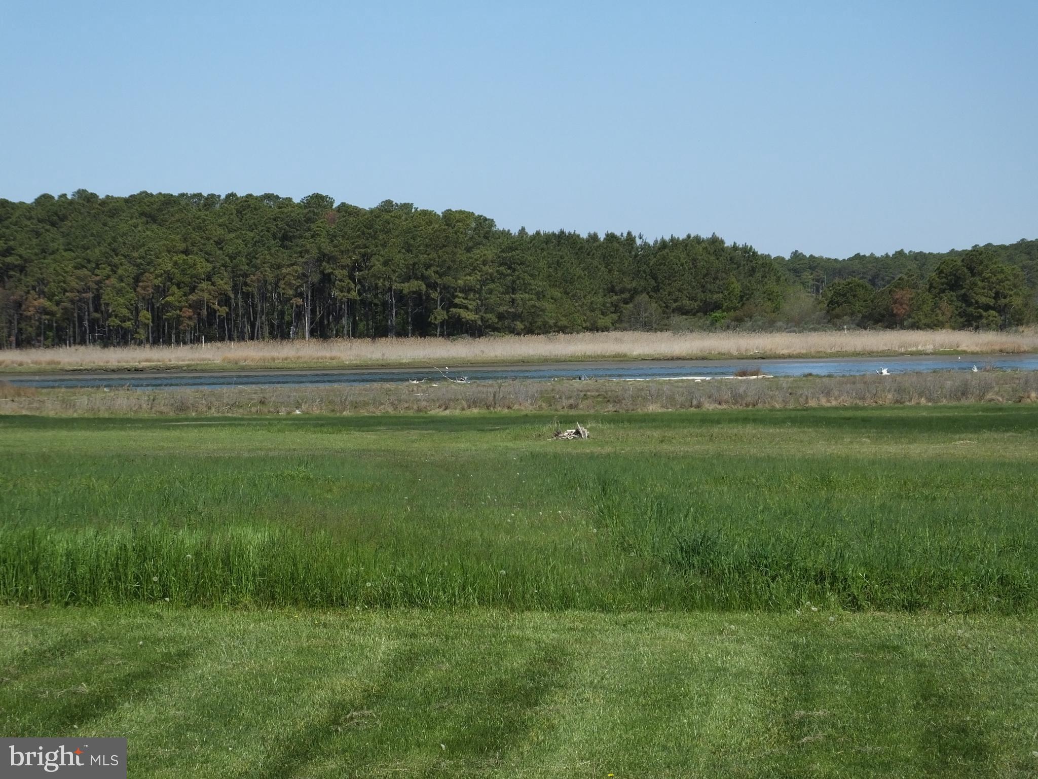 UPPER HOOPER ISLAND - Residential