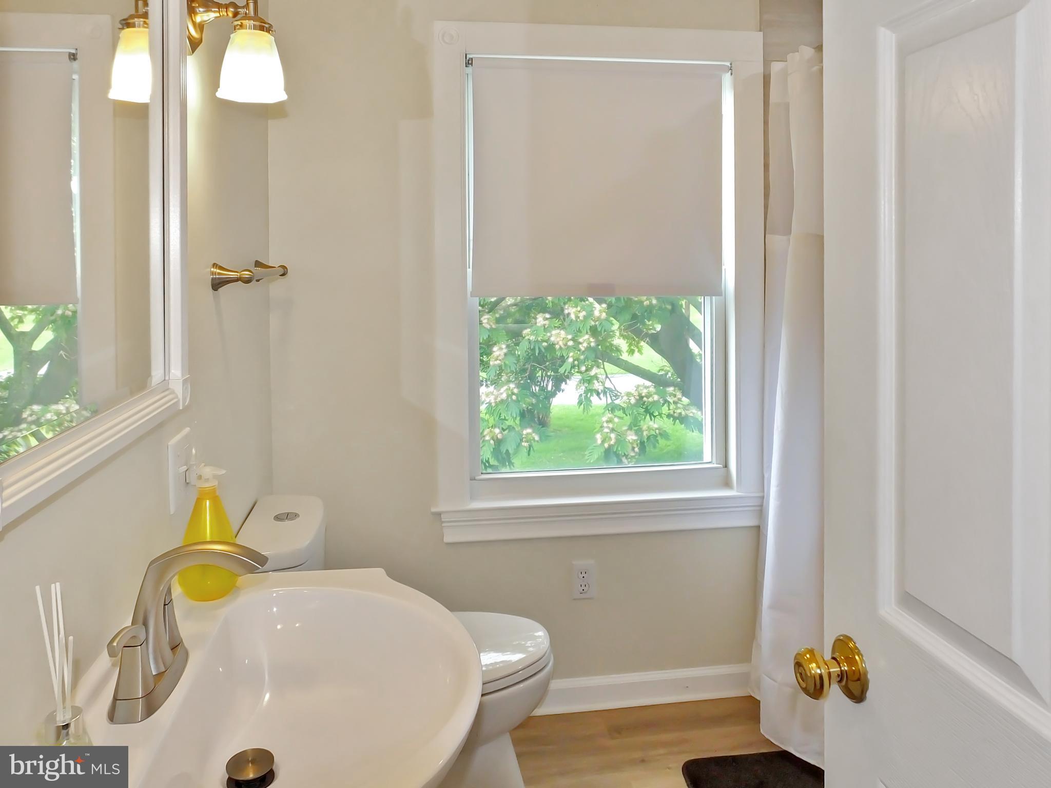 UPPER HOOPER ISLAND - Residential