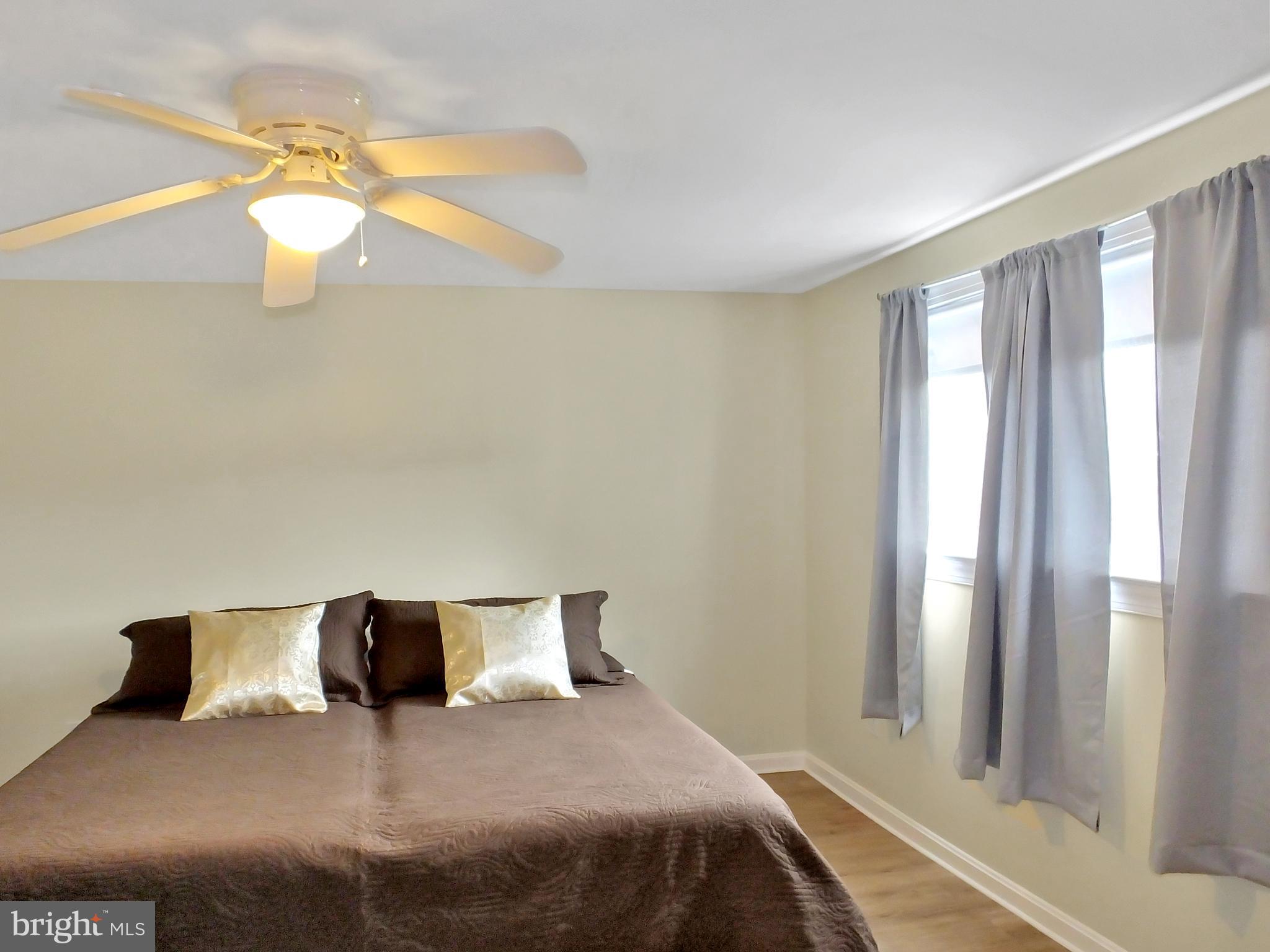 UPPER HOOPER ISLAND - Residential