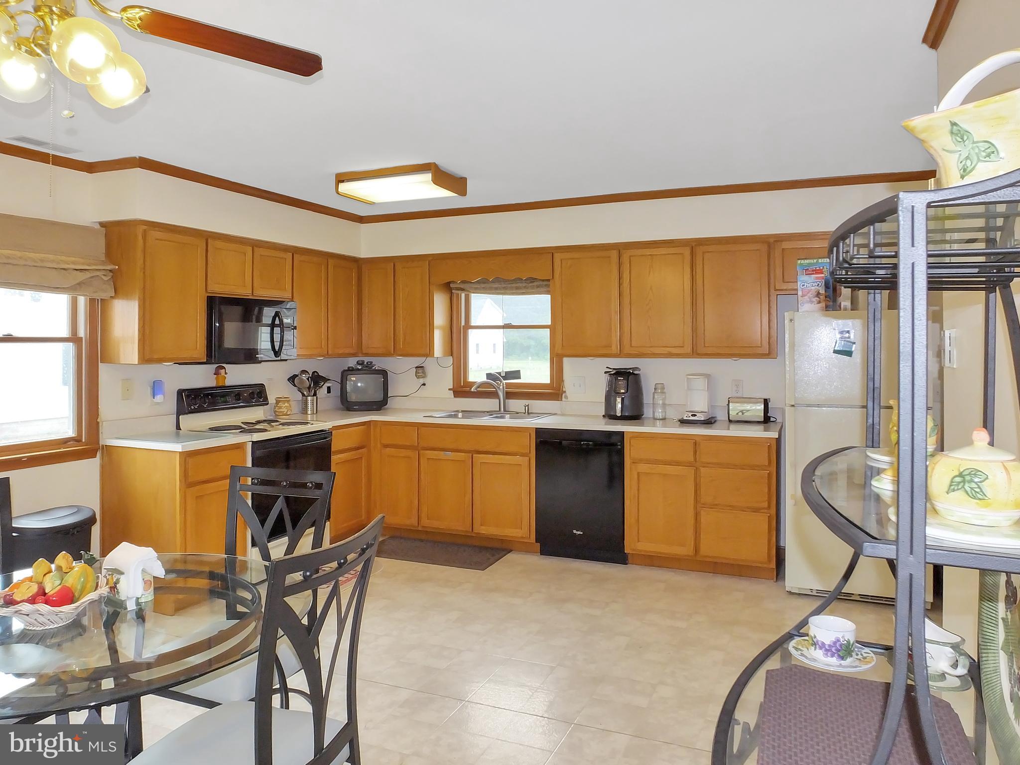 UPPER HOOPER ISLAND - Residential