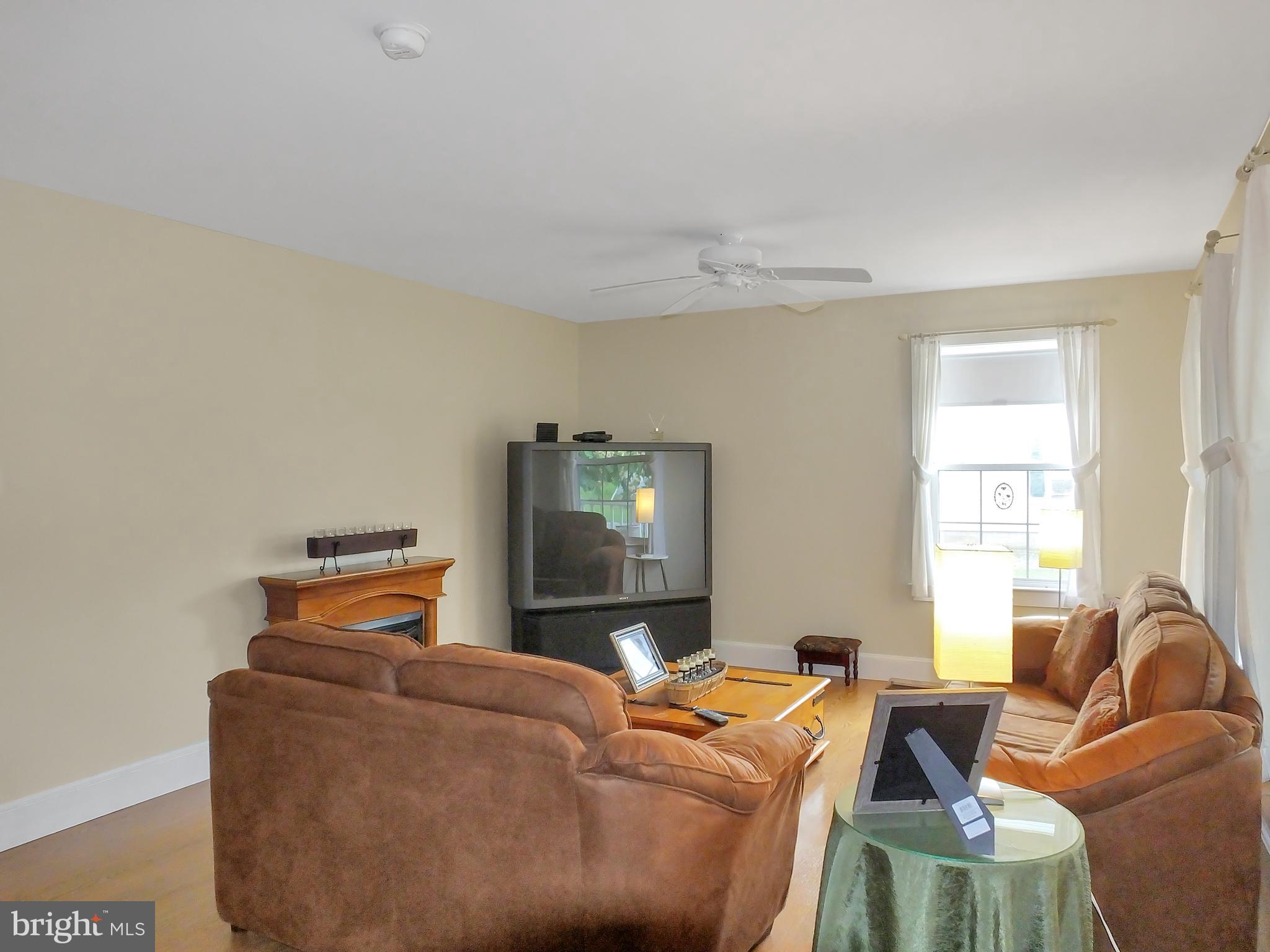 UPPER HOOPER ISLAND - Residential