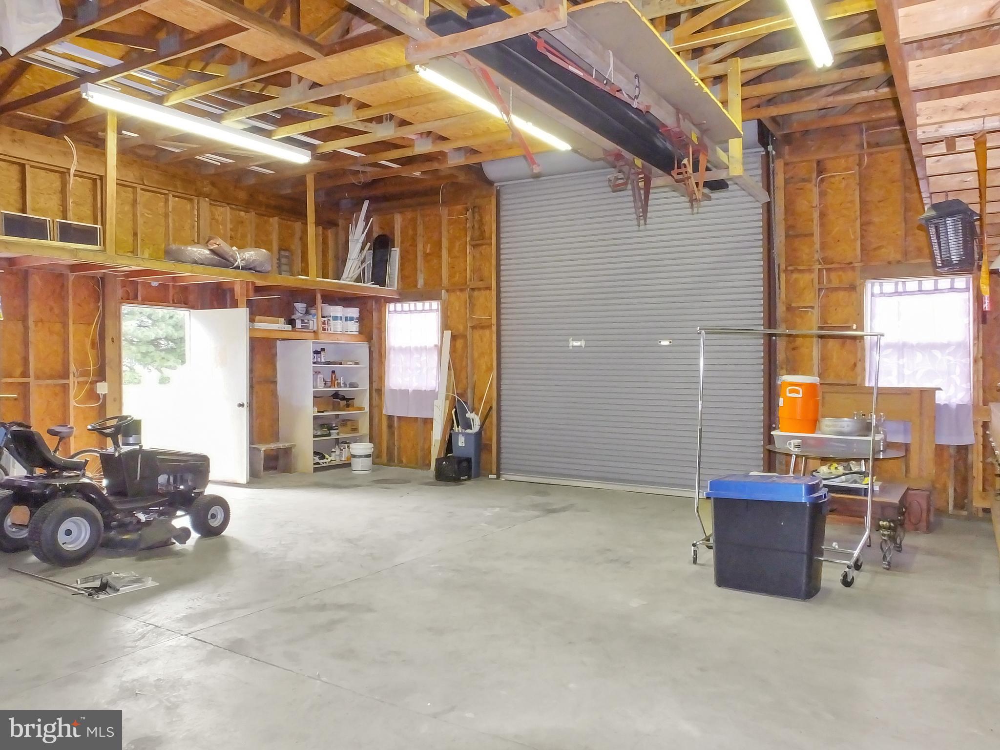 UPPER HOOPER ISLAND - Residential