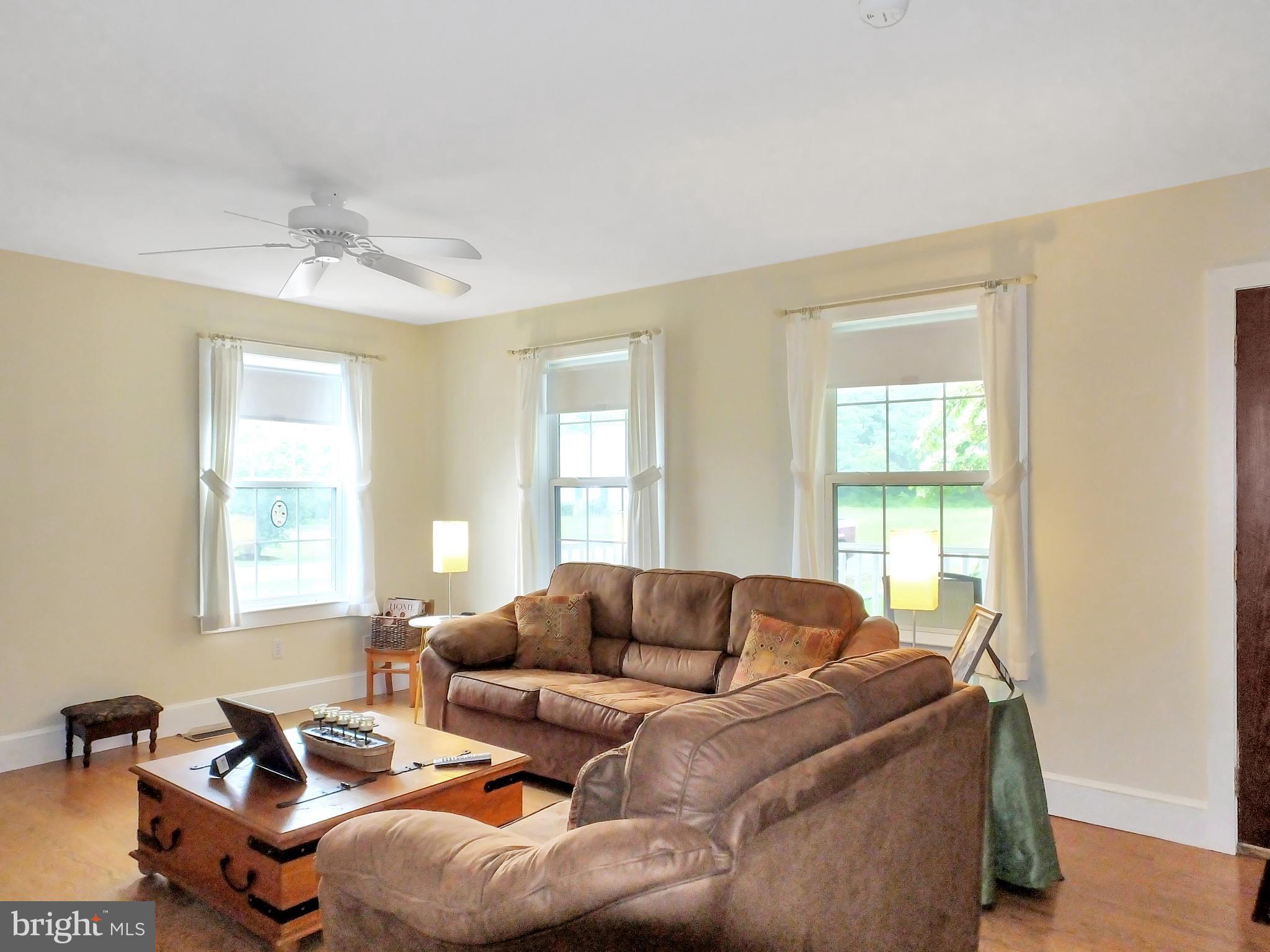 UPPER HOOPER ISLAND - Residential