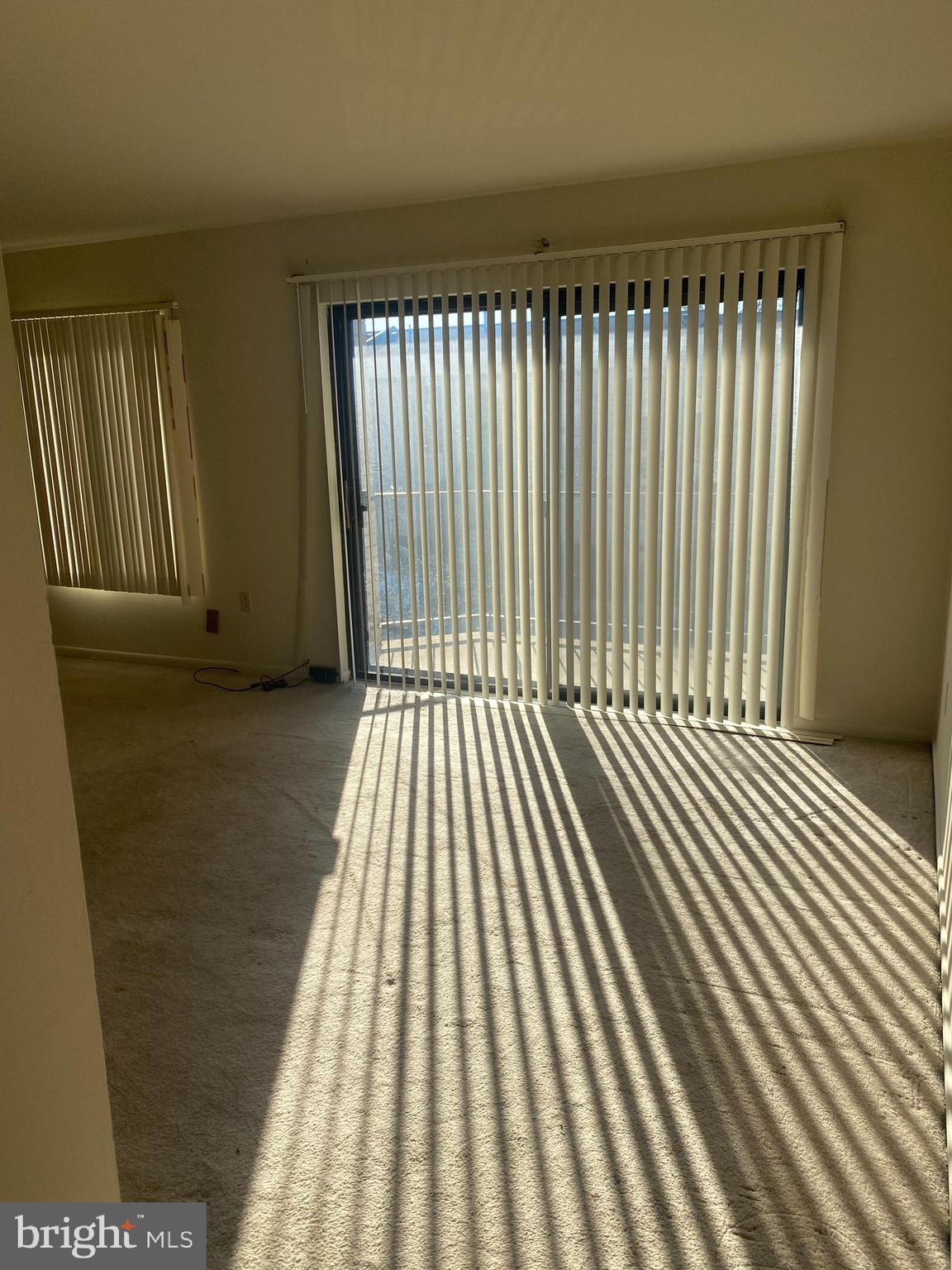 HUNTING RIDGE CONDOMINIUM - Residential