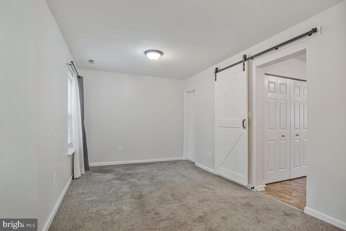 CARRIAGE PINES/LAKE VILL - Residential Lease