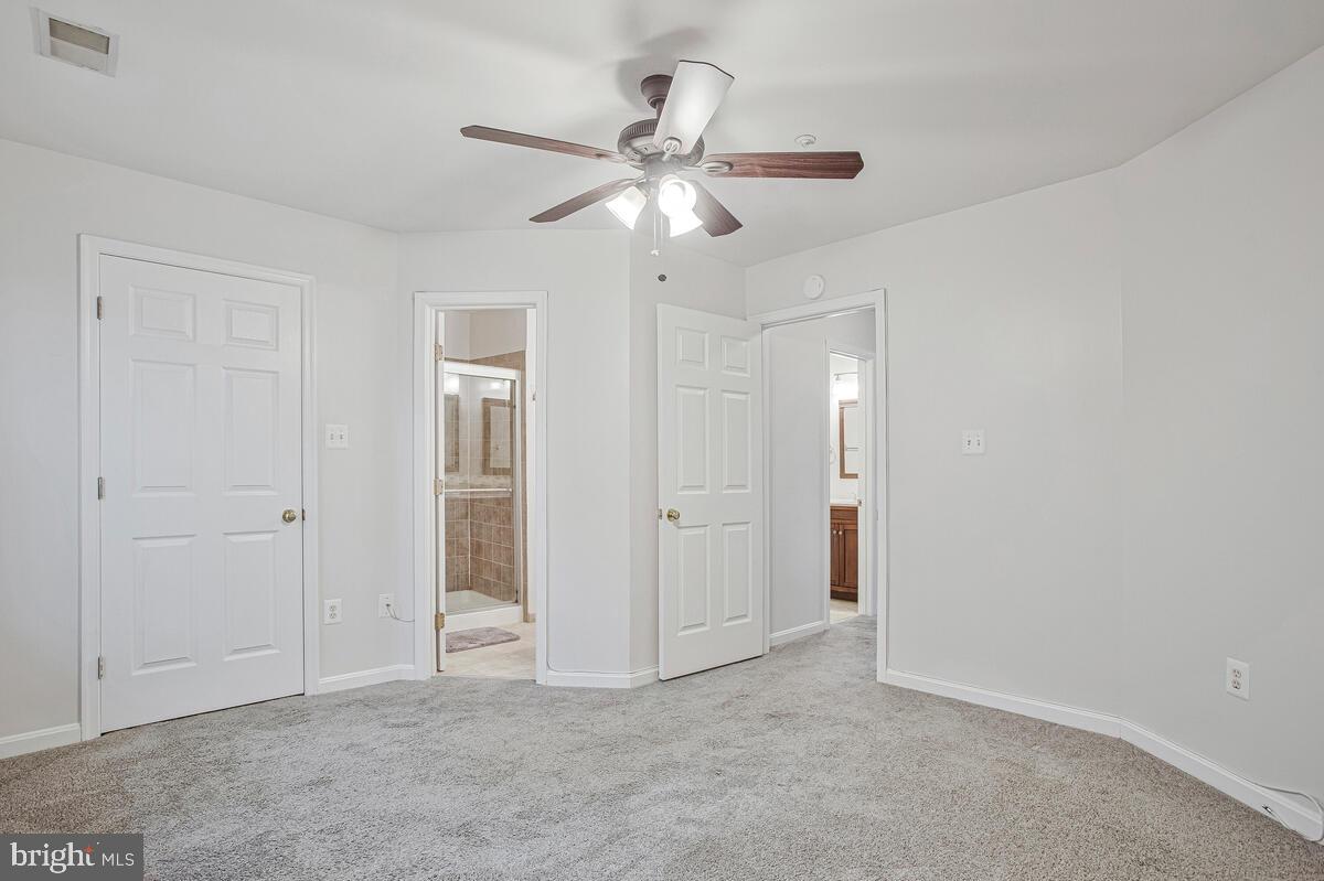 CARRIAGE PINES/LAKE VILL - Residential Lease