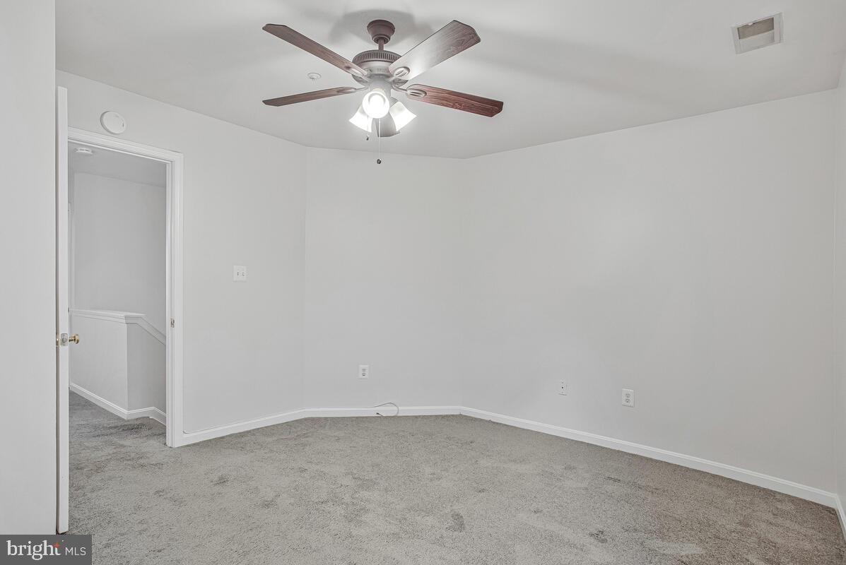 CARRIAGE PINES/LAKE VILL - Residential Lease