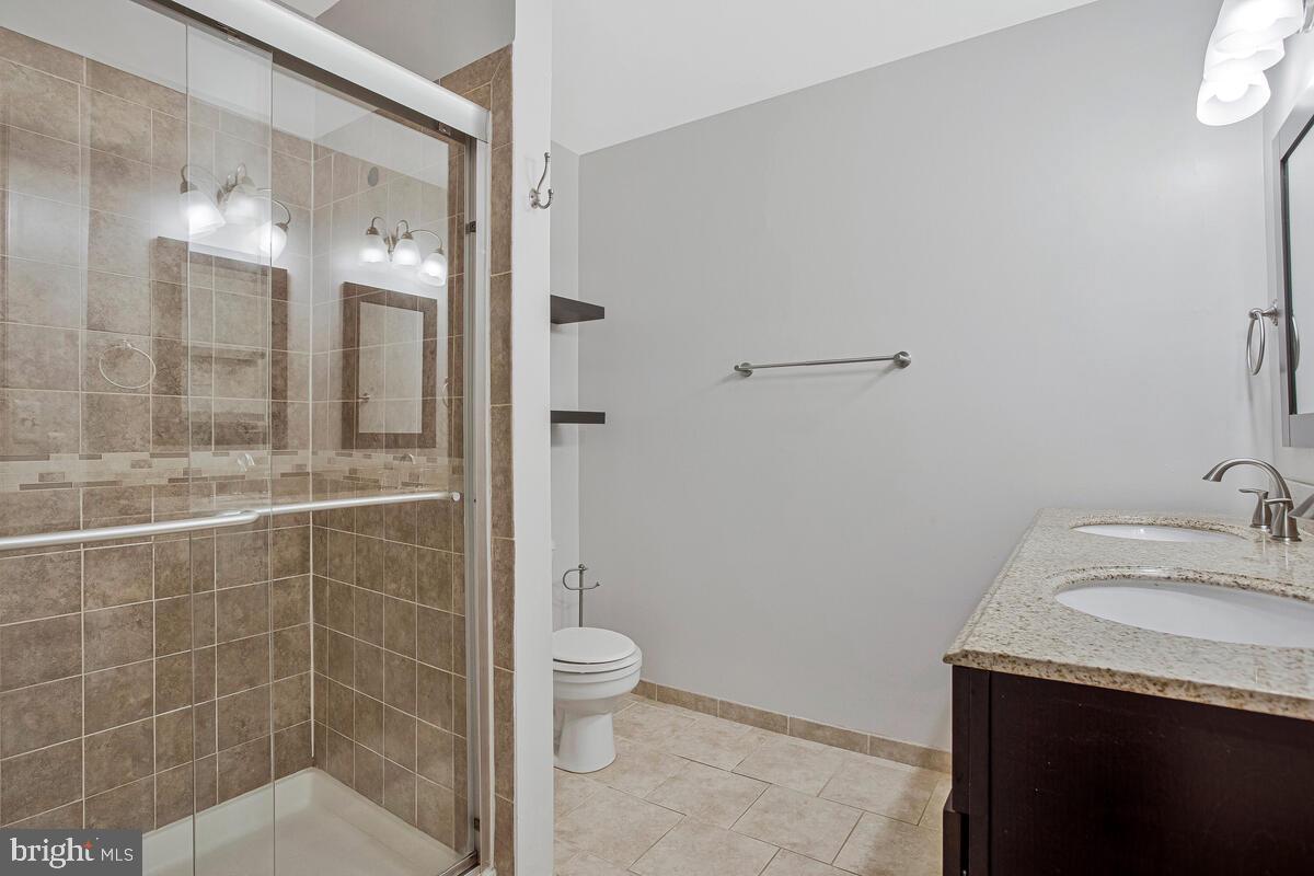 CARRIAGE PINES/LAKE VILL - Residential Lease