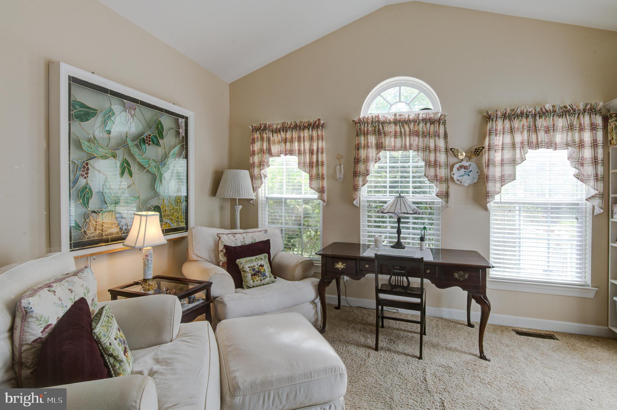 FRANKLIN KNOLL - Residential