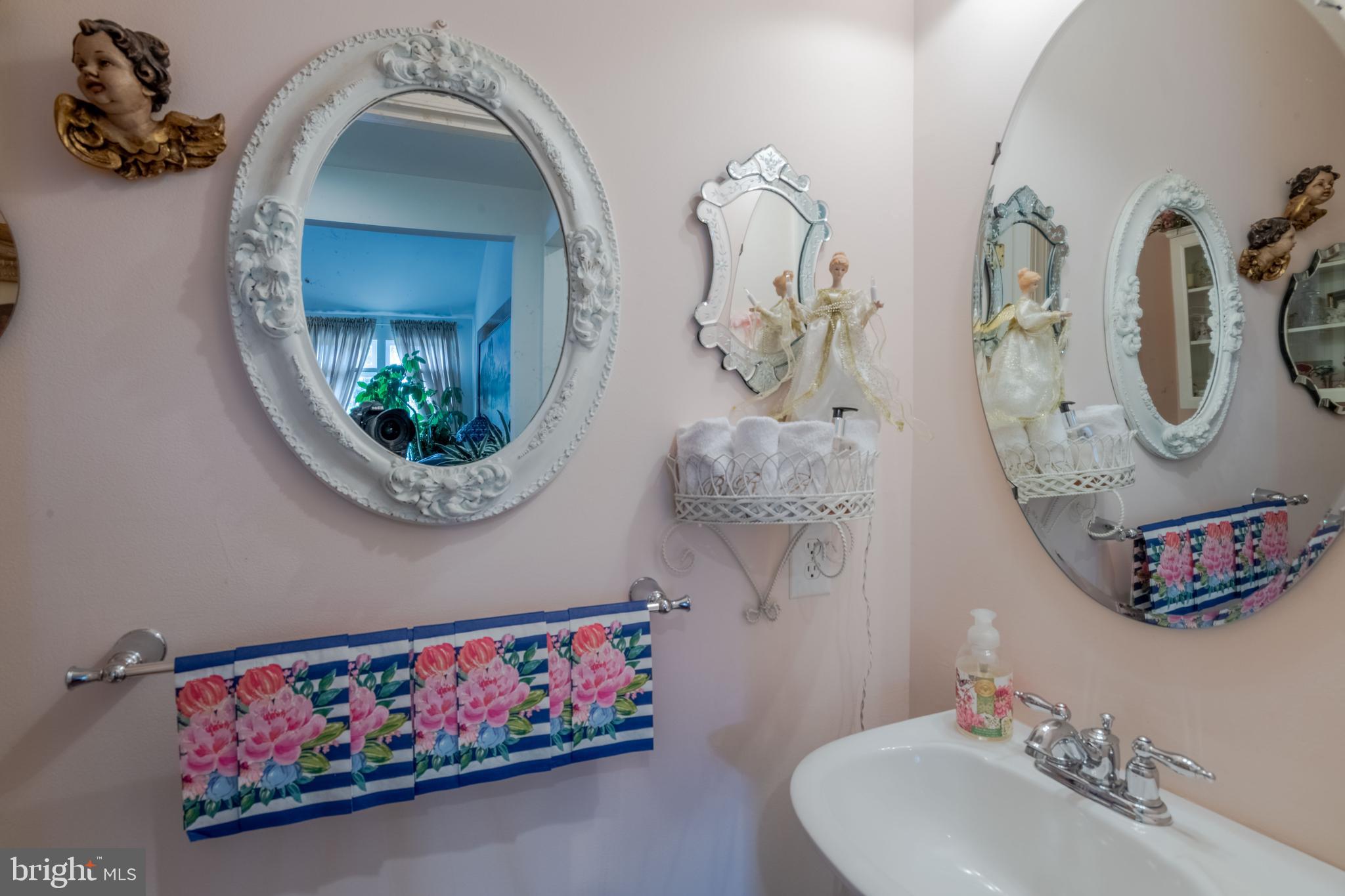 FRANKLIN KNOLL - Residential