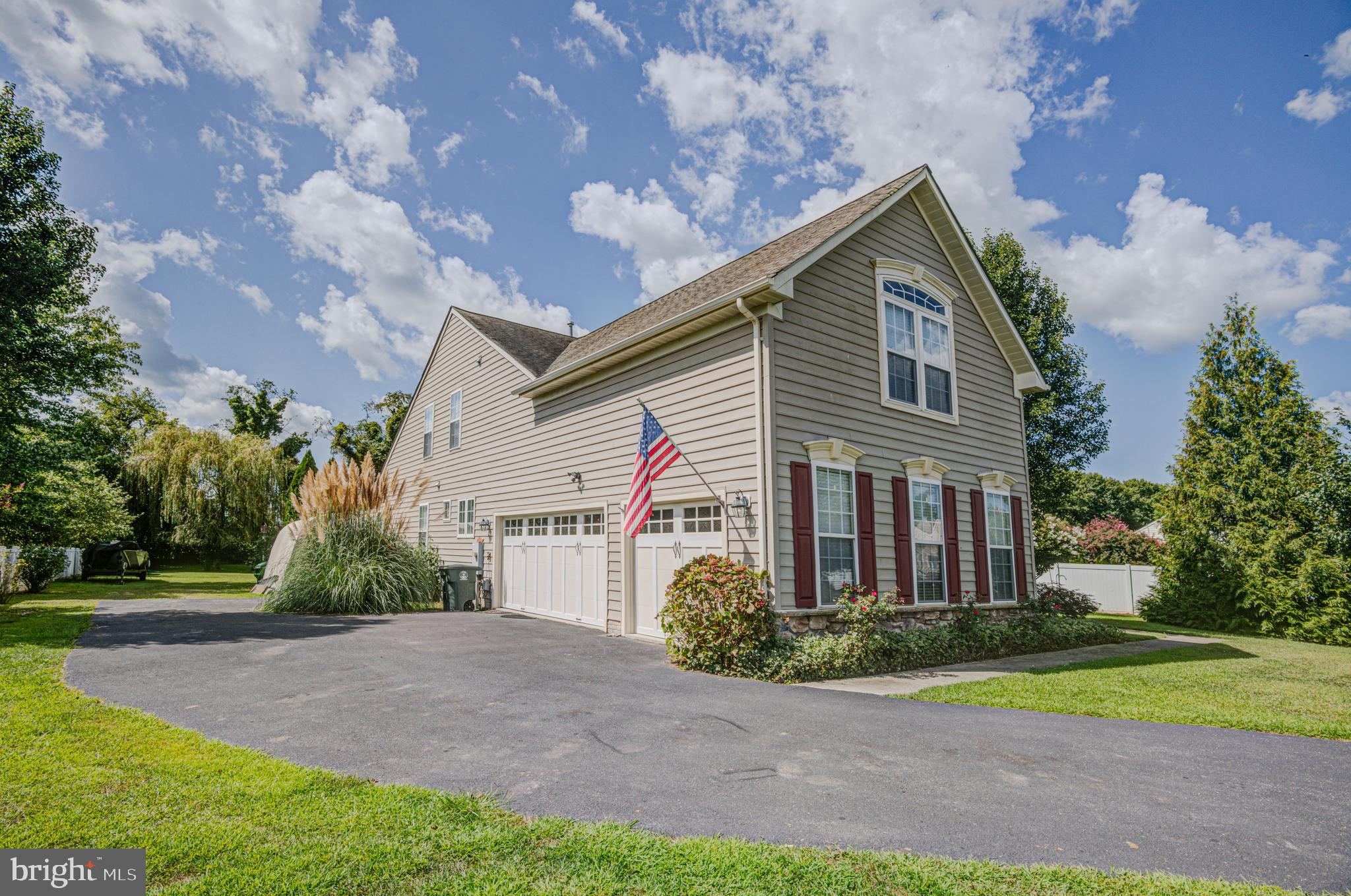 FRANKLIN KNOLL - Residential