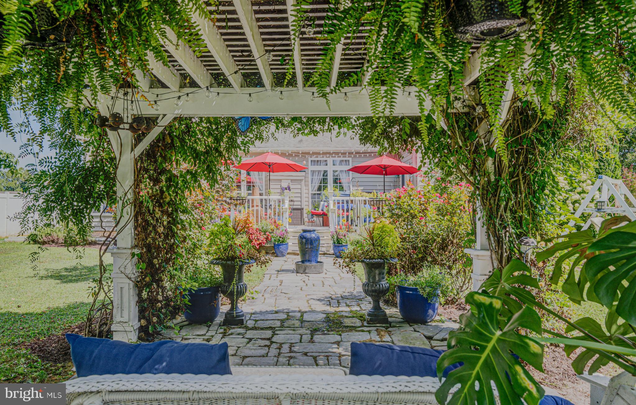 FRANKLIN KNOLL - Residential