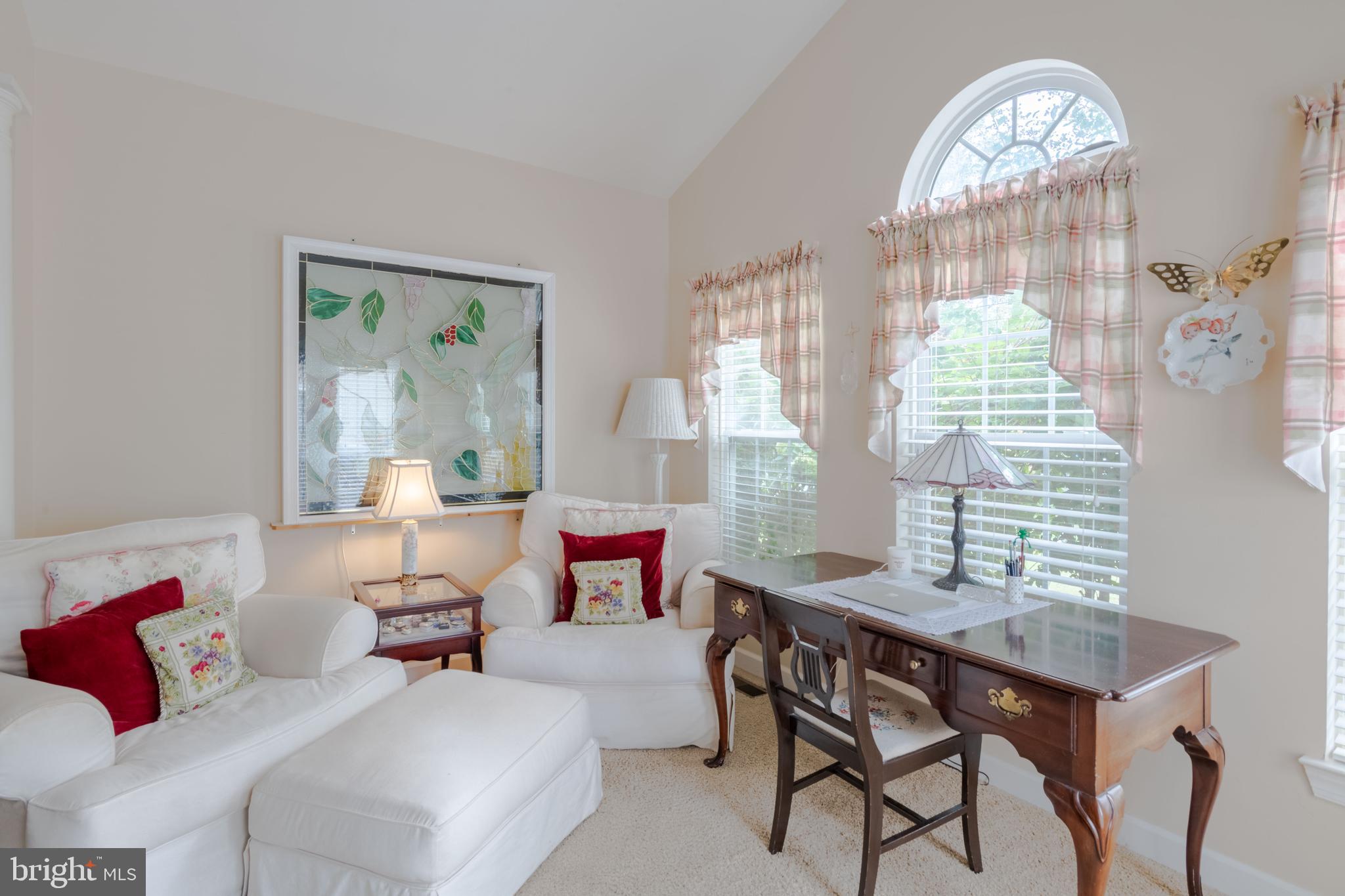 FRANKLIN KNOLL - Residential