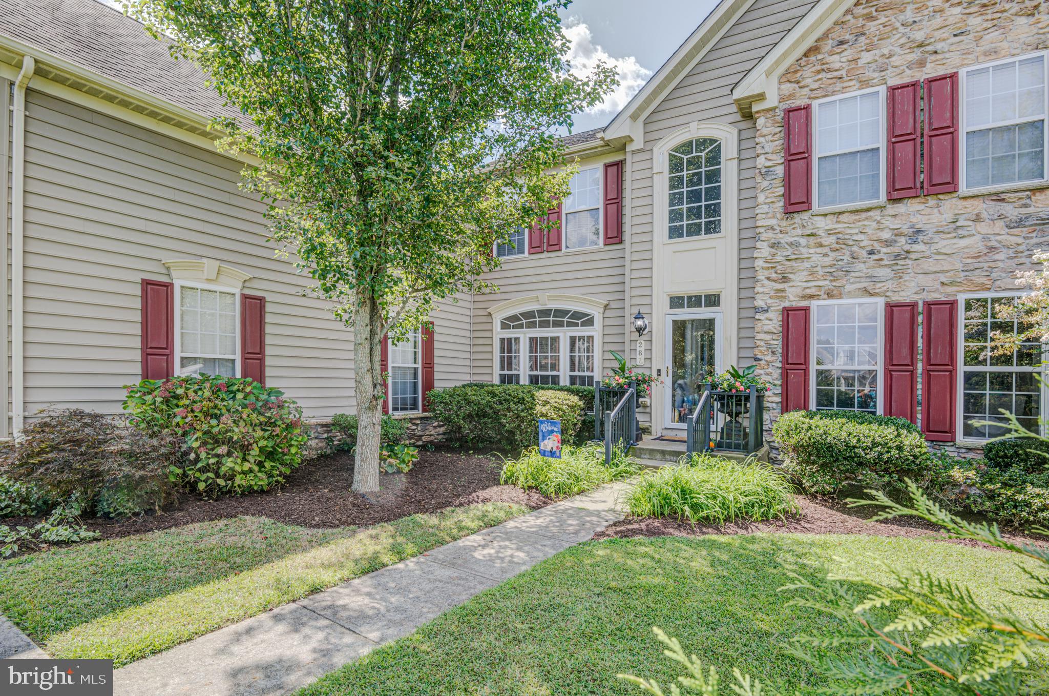 FRANKLIN KNOLL - Residential