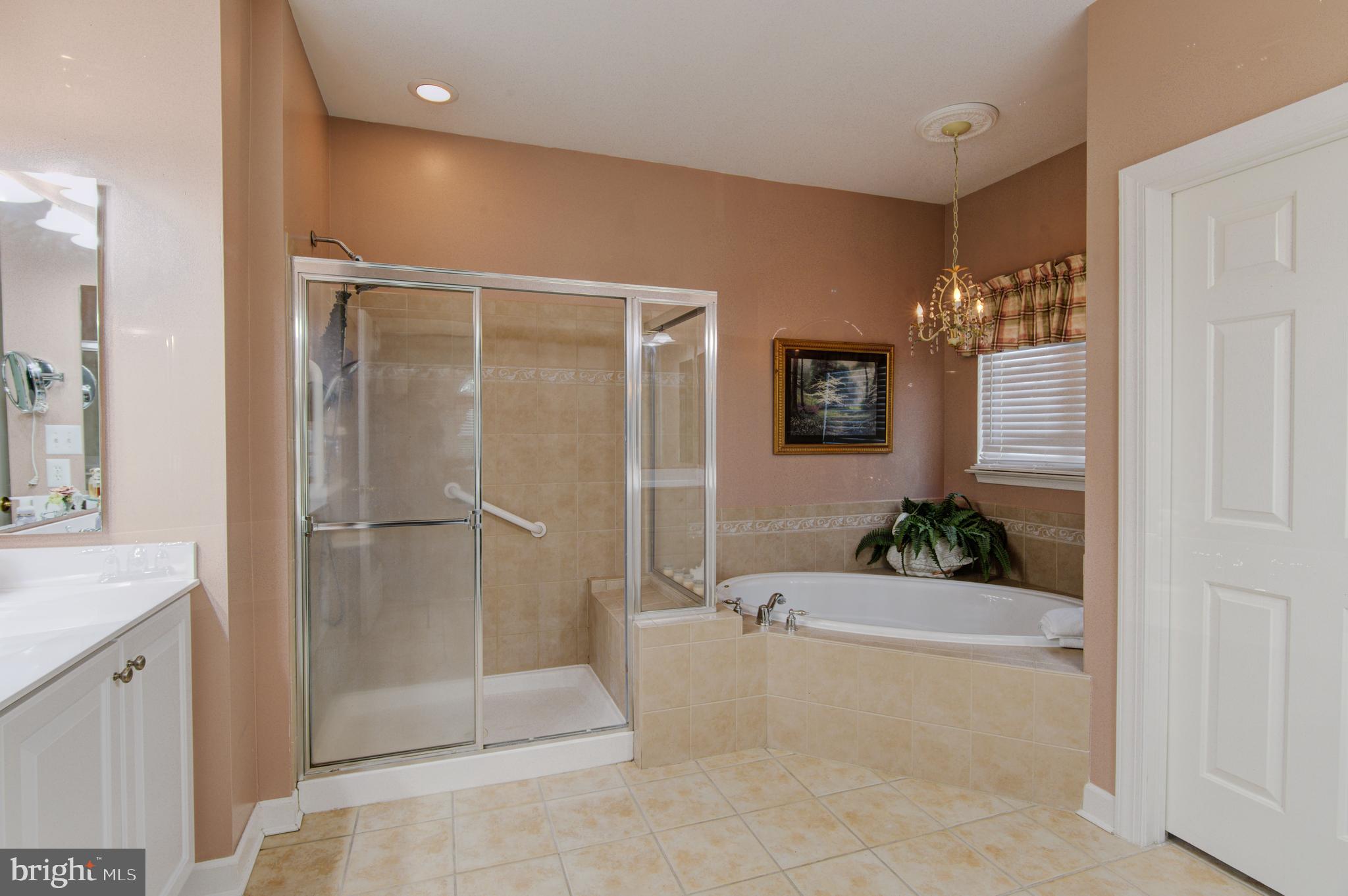 FRANKLIN KNOLL - Residential