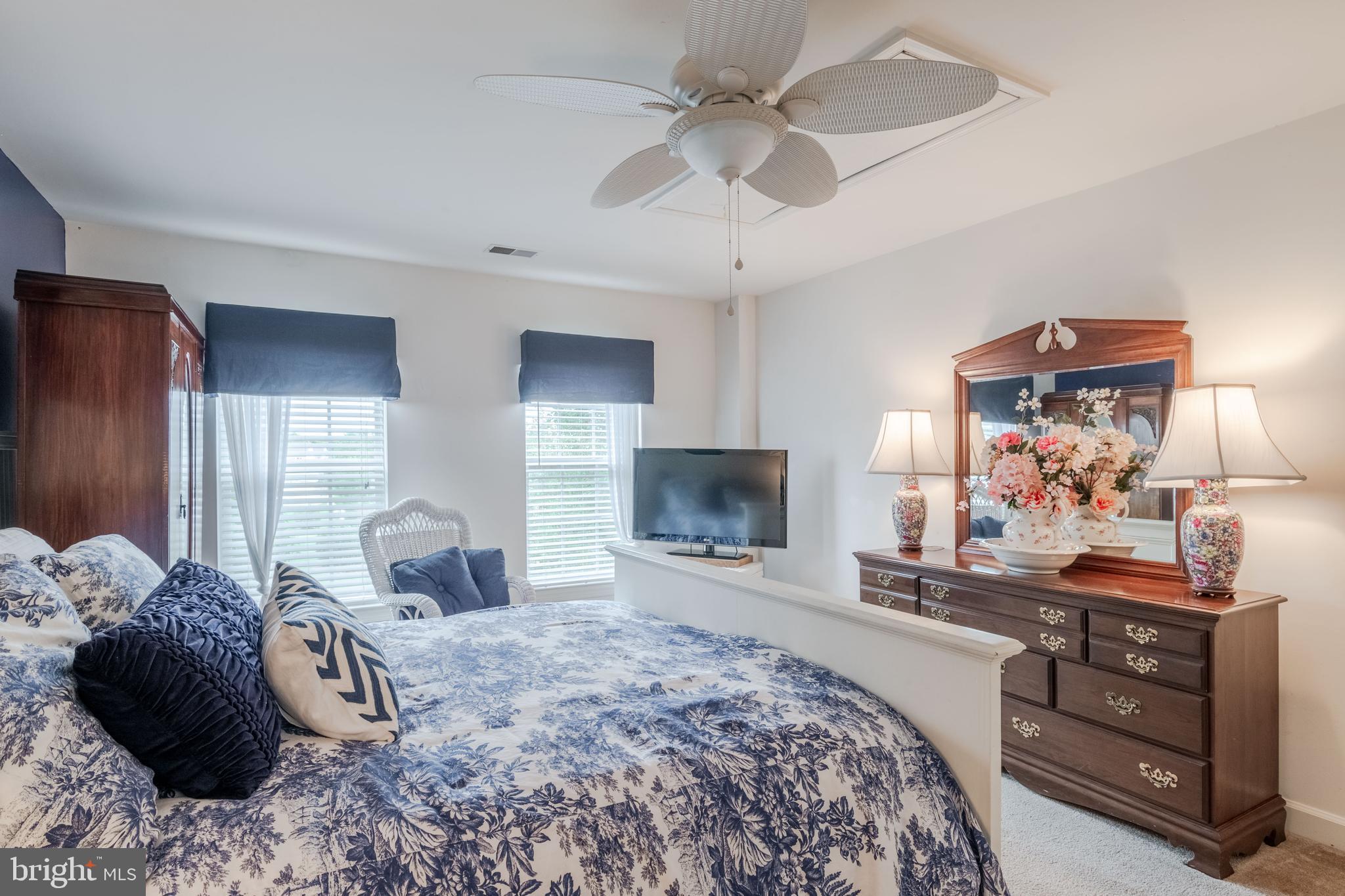 FRANKLIN KNOLL - Residential