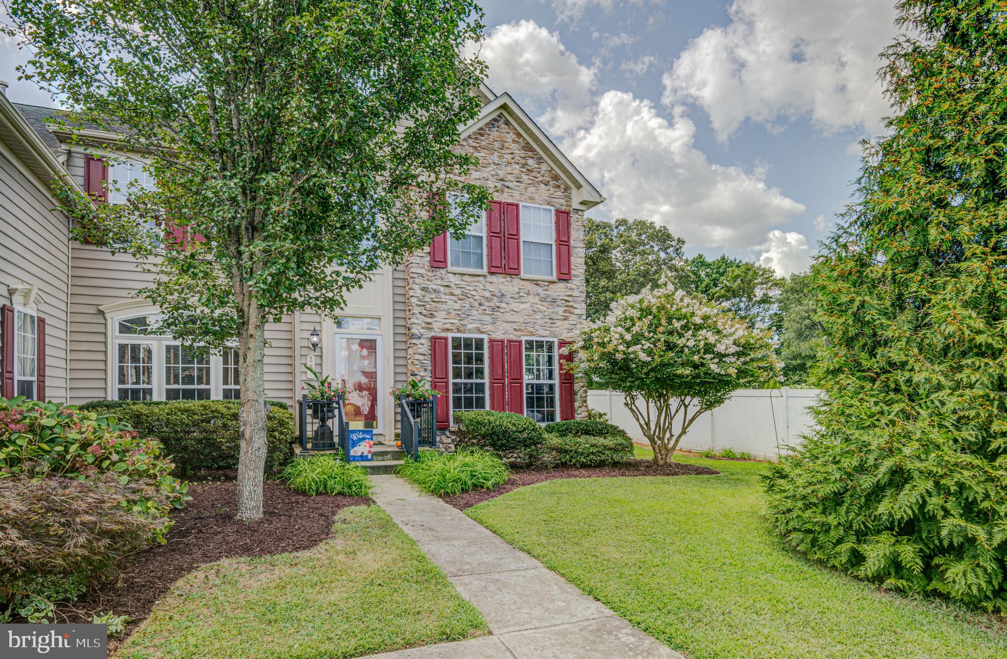 FRANKLIN KNOLL - Residential