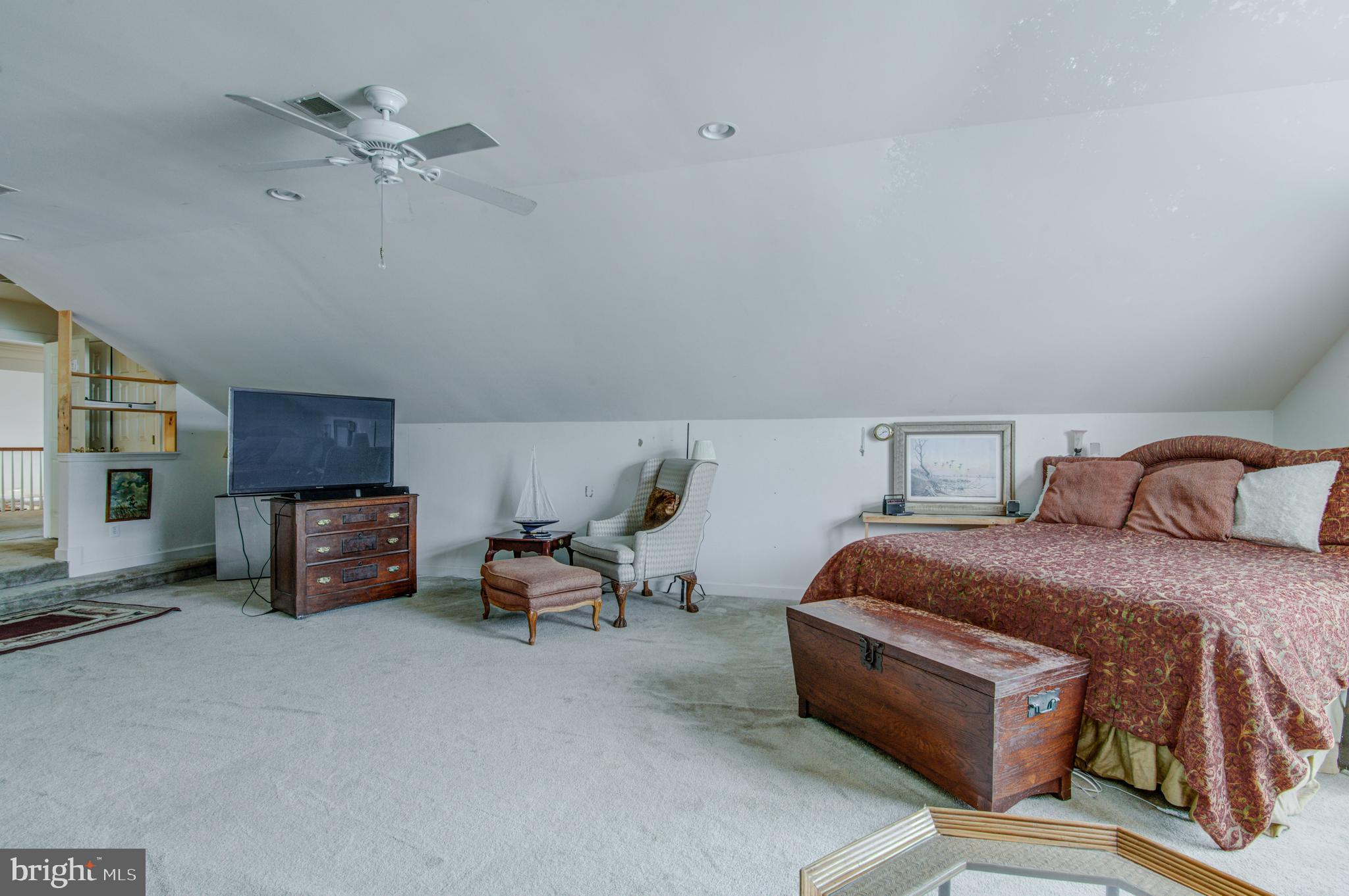 FRANKLIN KNOLL - Residential