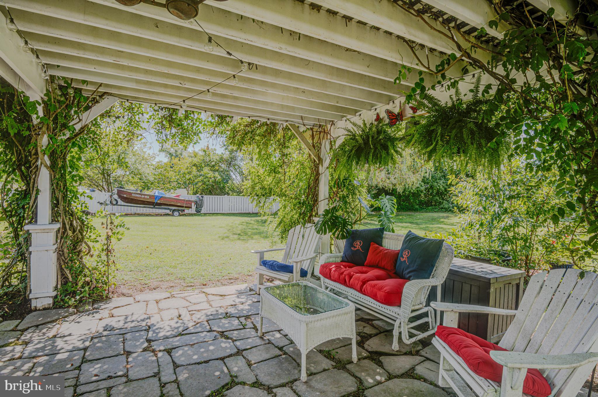 FRANKLIN KNOLL - Residential