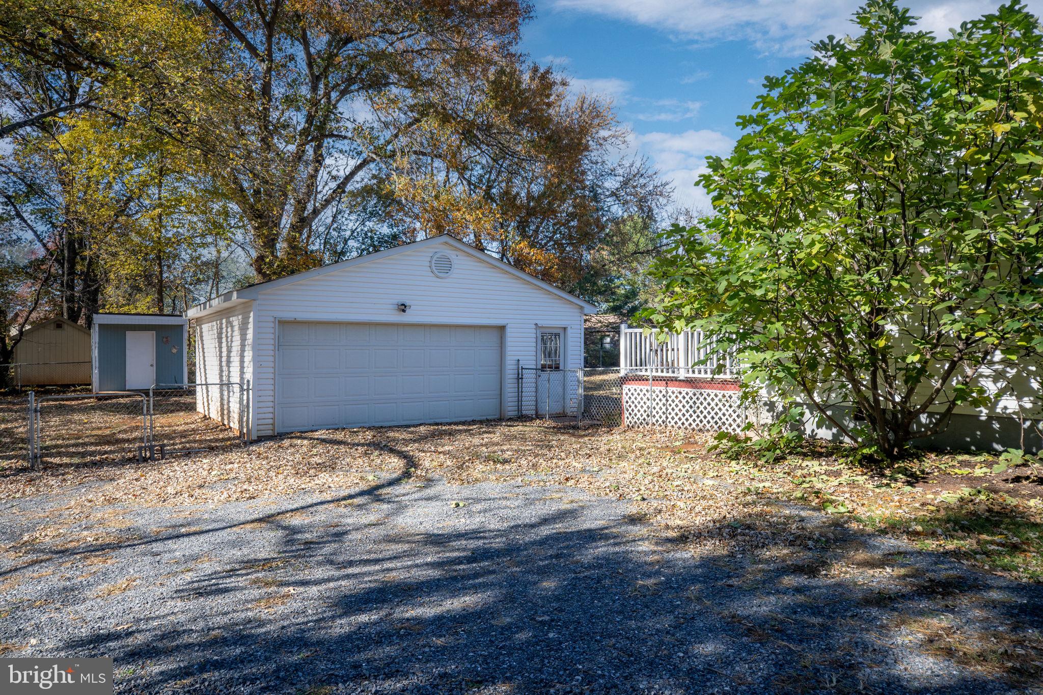 10482 JAMES MADISON HIGHWAY