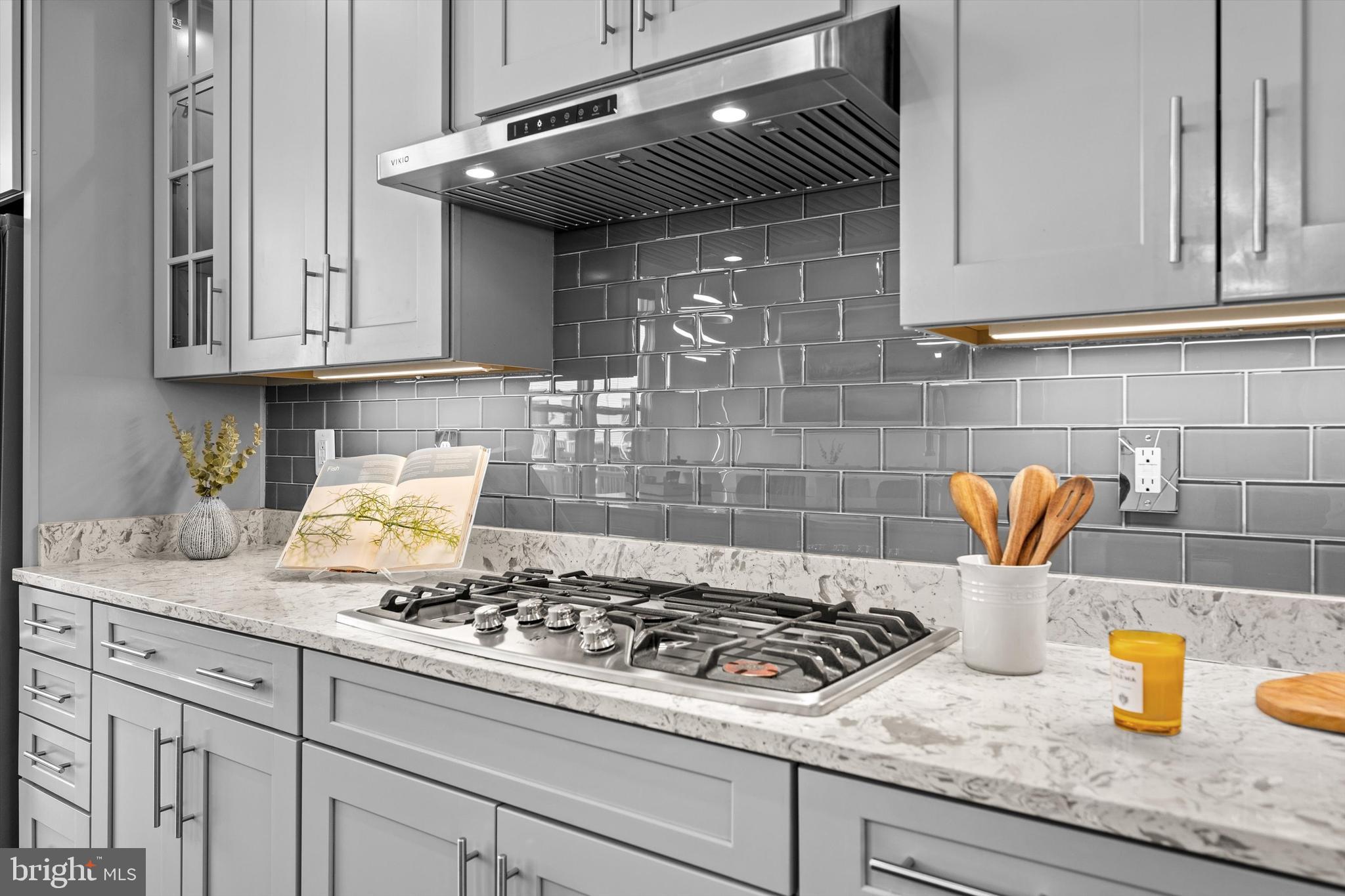 ONE LOUDOUN - Residential