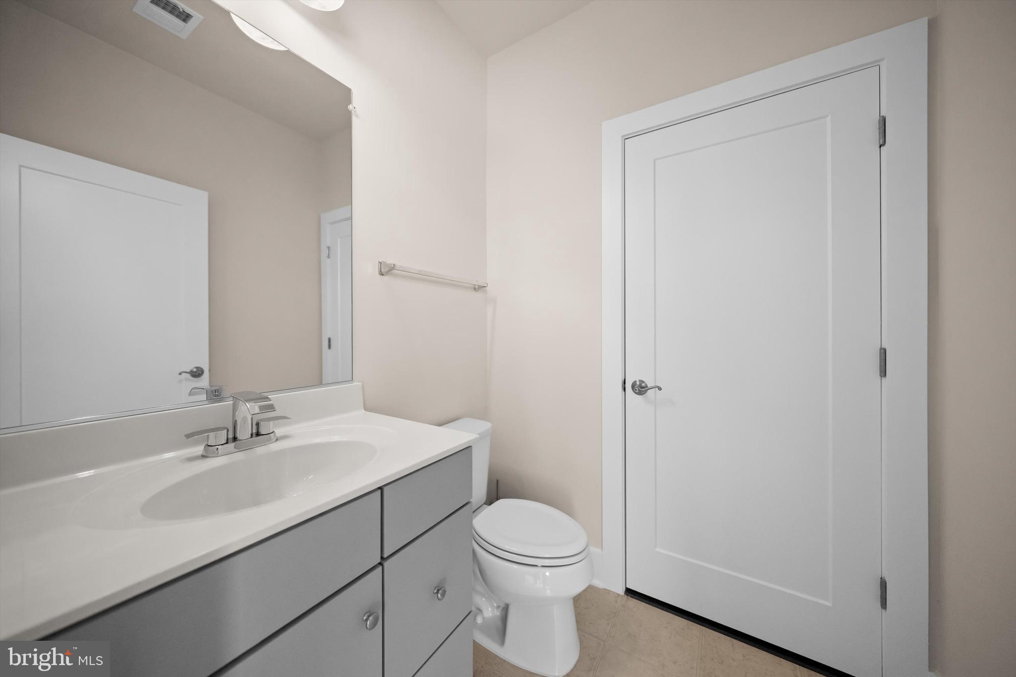 ONE LOUDOUN - Residential