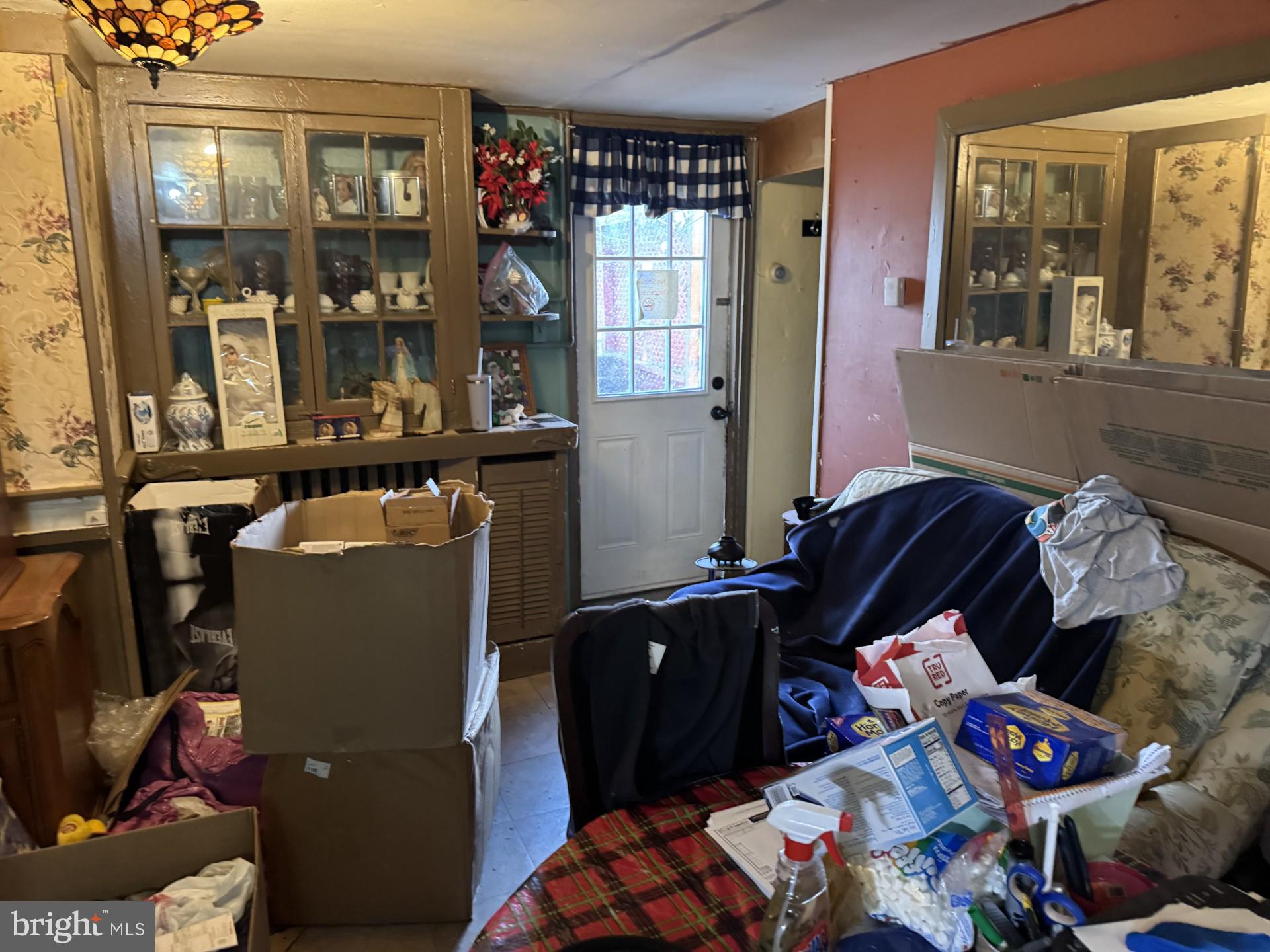 BULLS HEAD - Residential