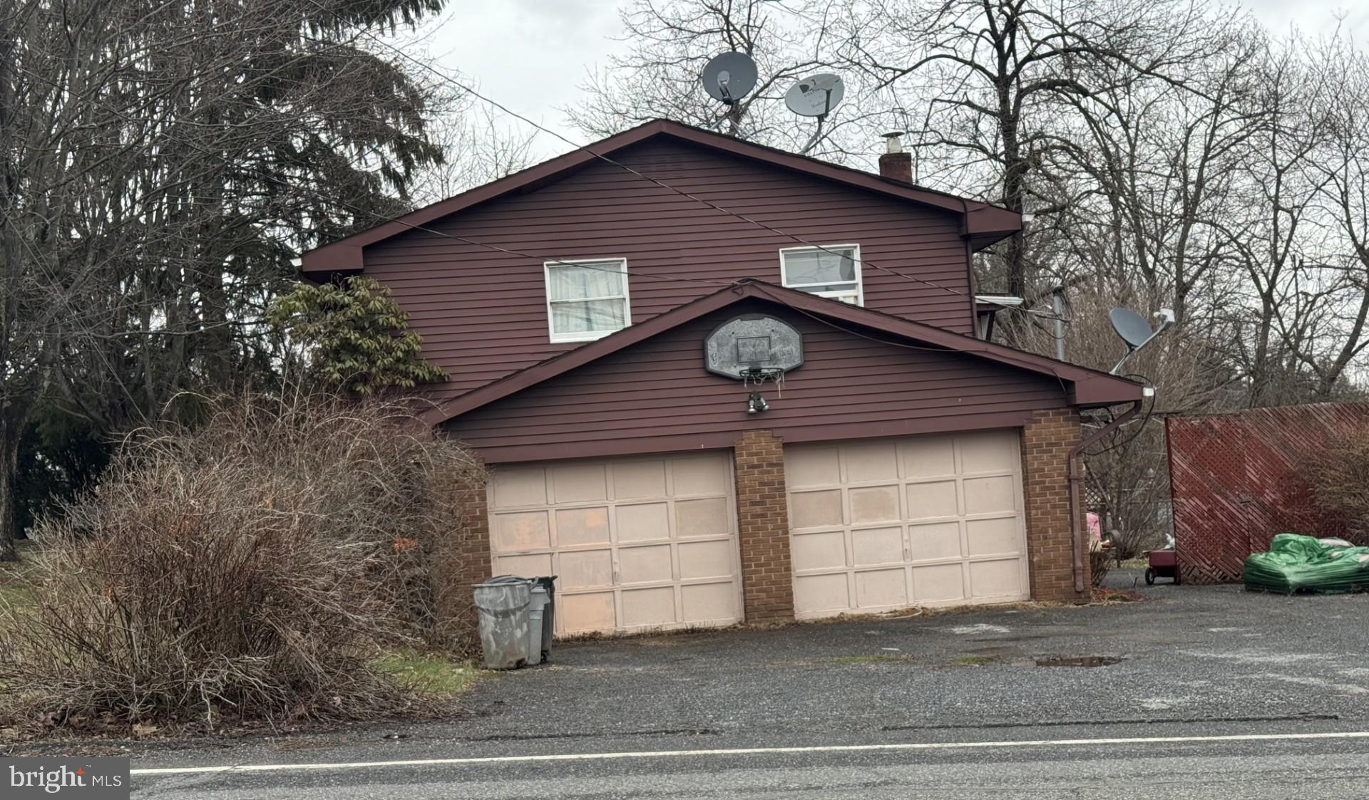 BULLS HEAD - Residential