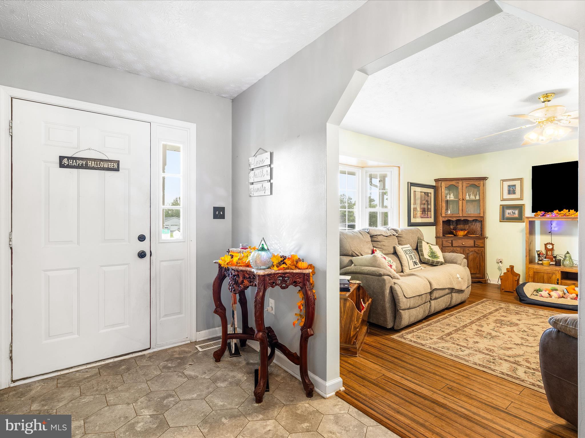 CROWN POINTE NORTH - Residential