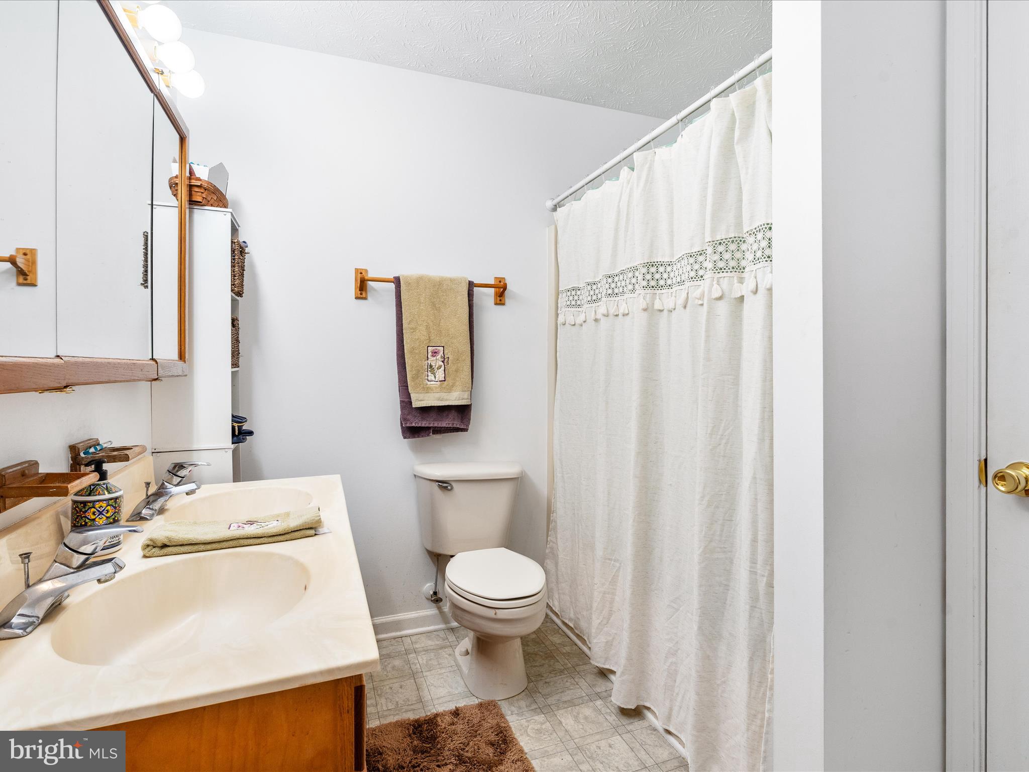 CROWN POINTE NORTH - Residential