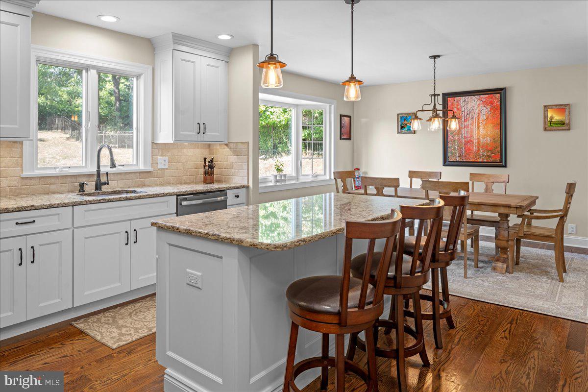 HILLCRESTSHIRE - Residential