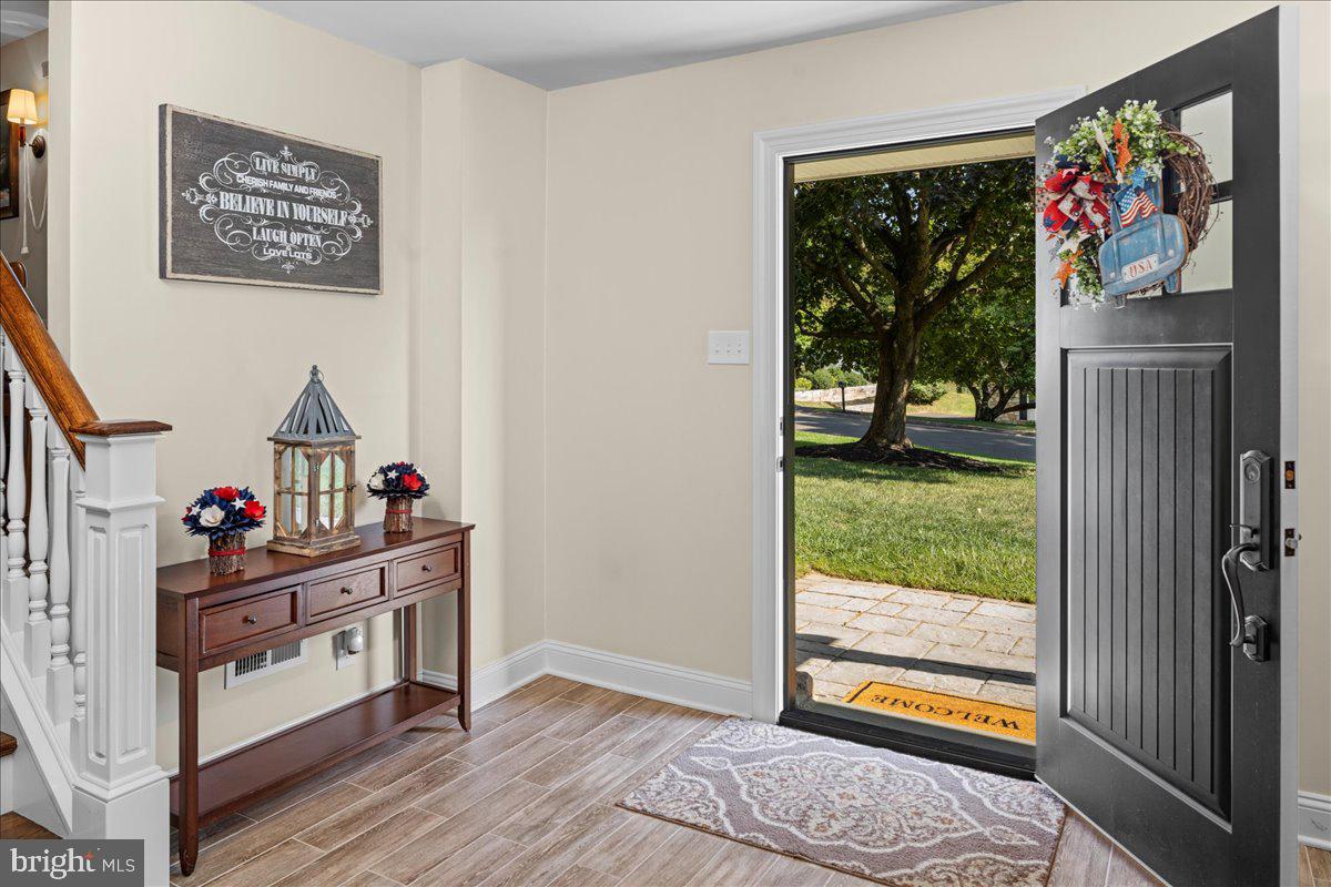 HILLCRESTSHIRE - Residential