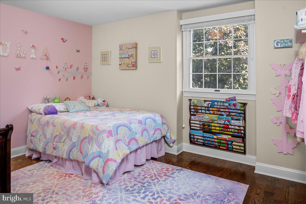 HILLCRESTSHIRE - Residential