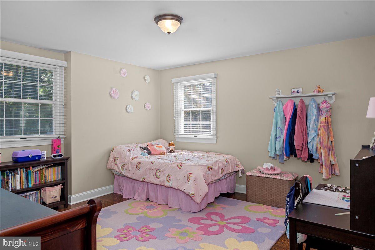 HILLCRESTSHIRE - Residential