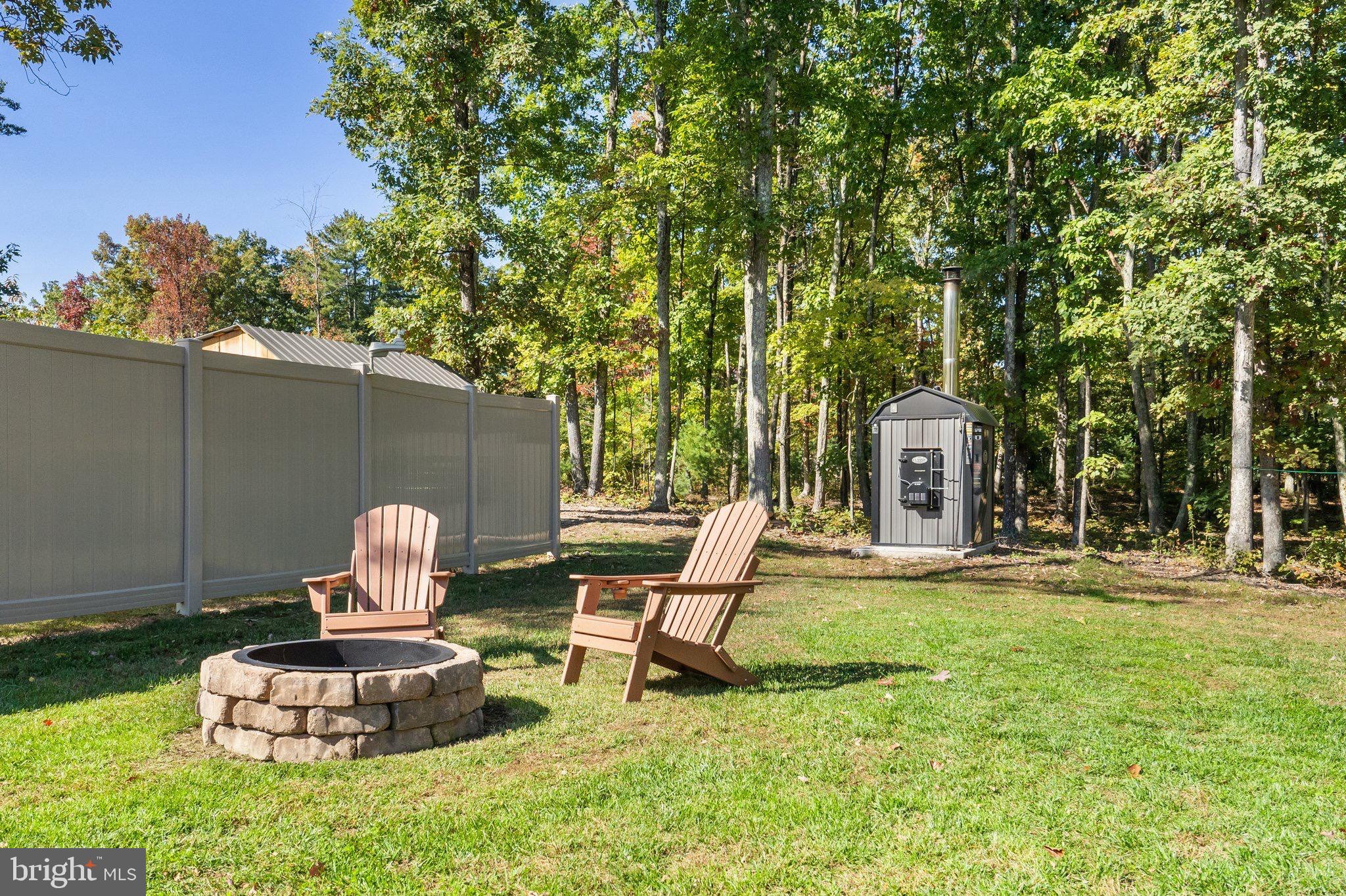 SLEEPY KNOLLS - Residential