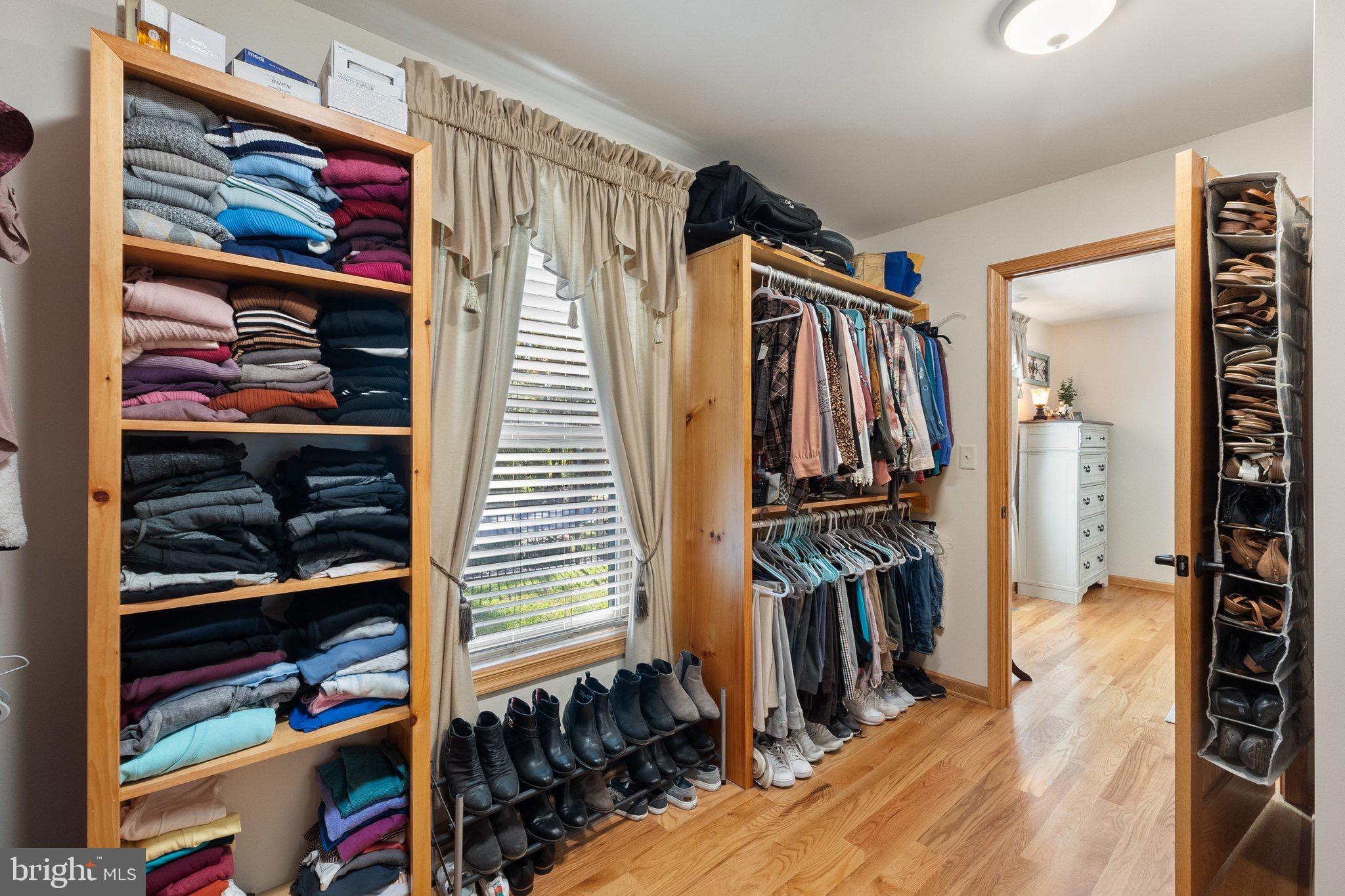 SLEEPY KNOLLS - Residential