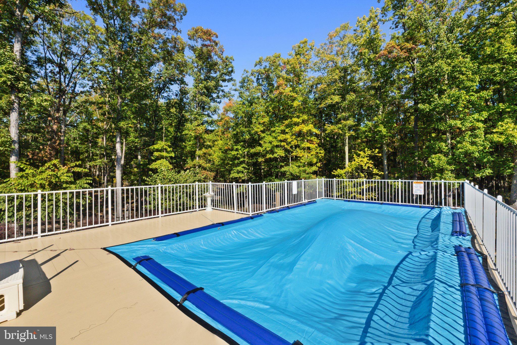 SLEEPY KNOLLS - Residential