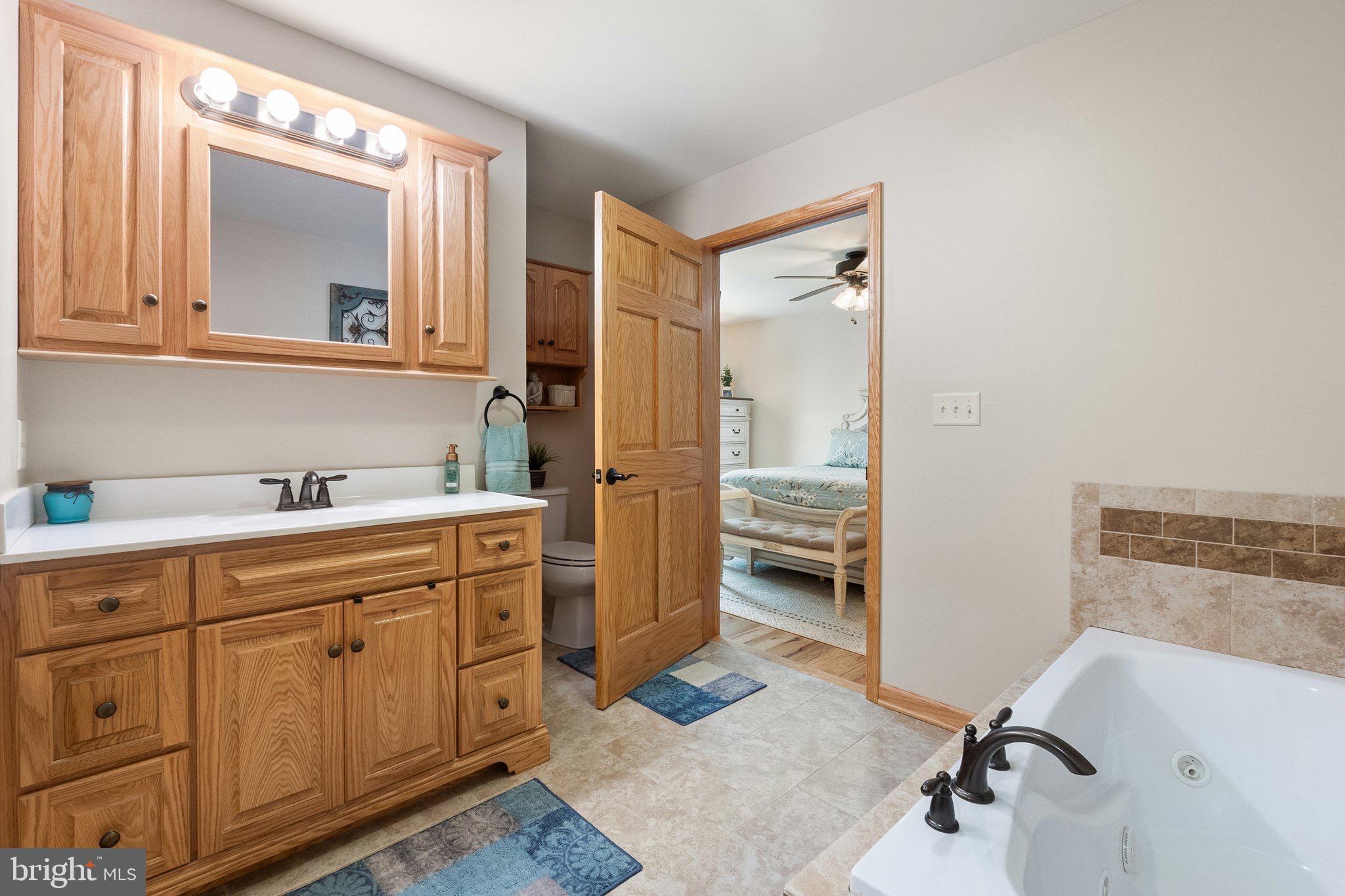 SLEEPY KNOLLS - Residential