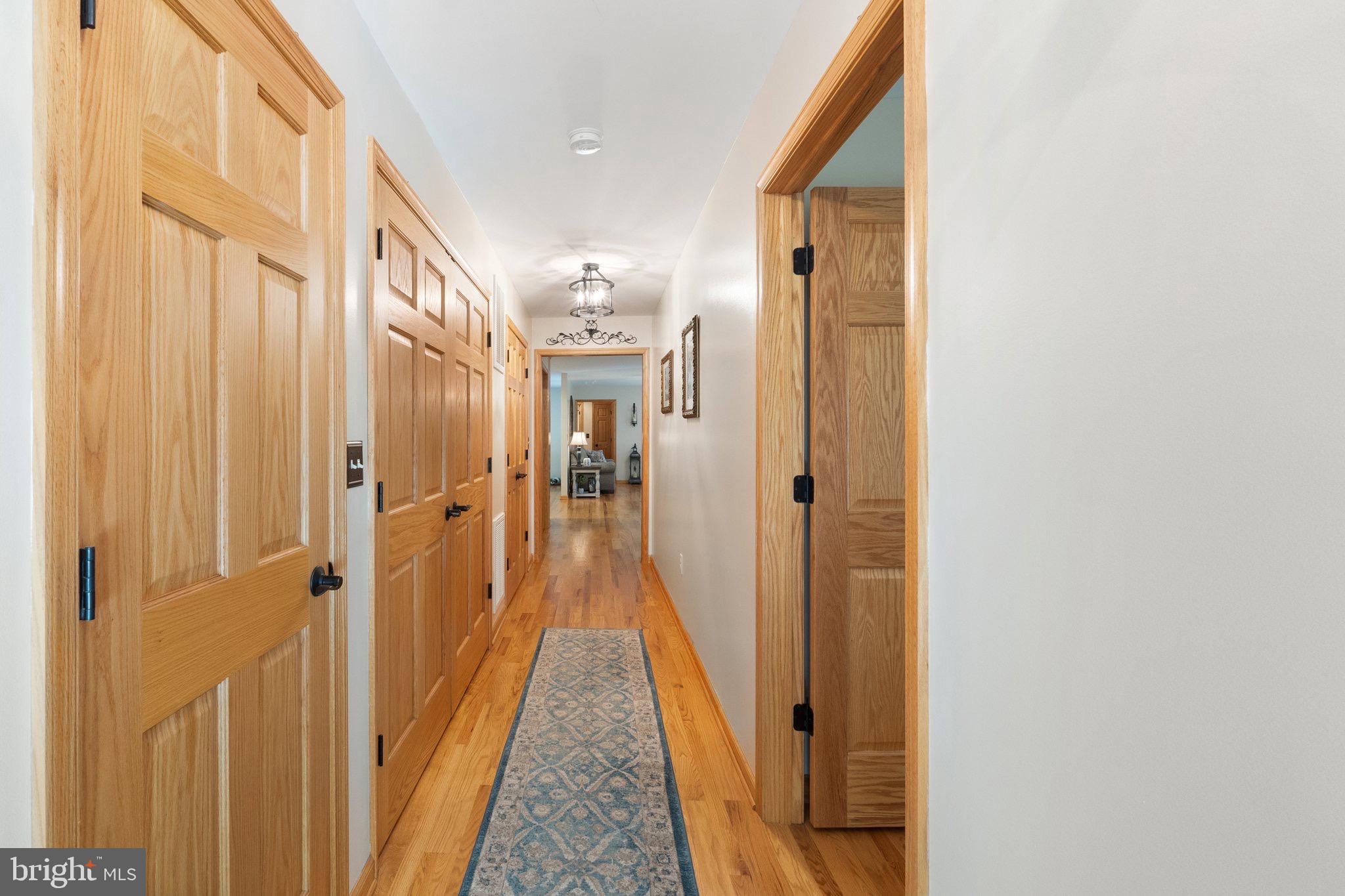 SLEEPY KNOLLS - Residential