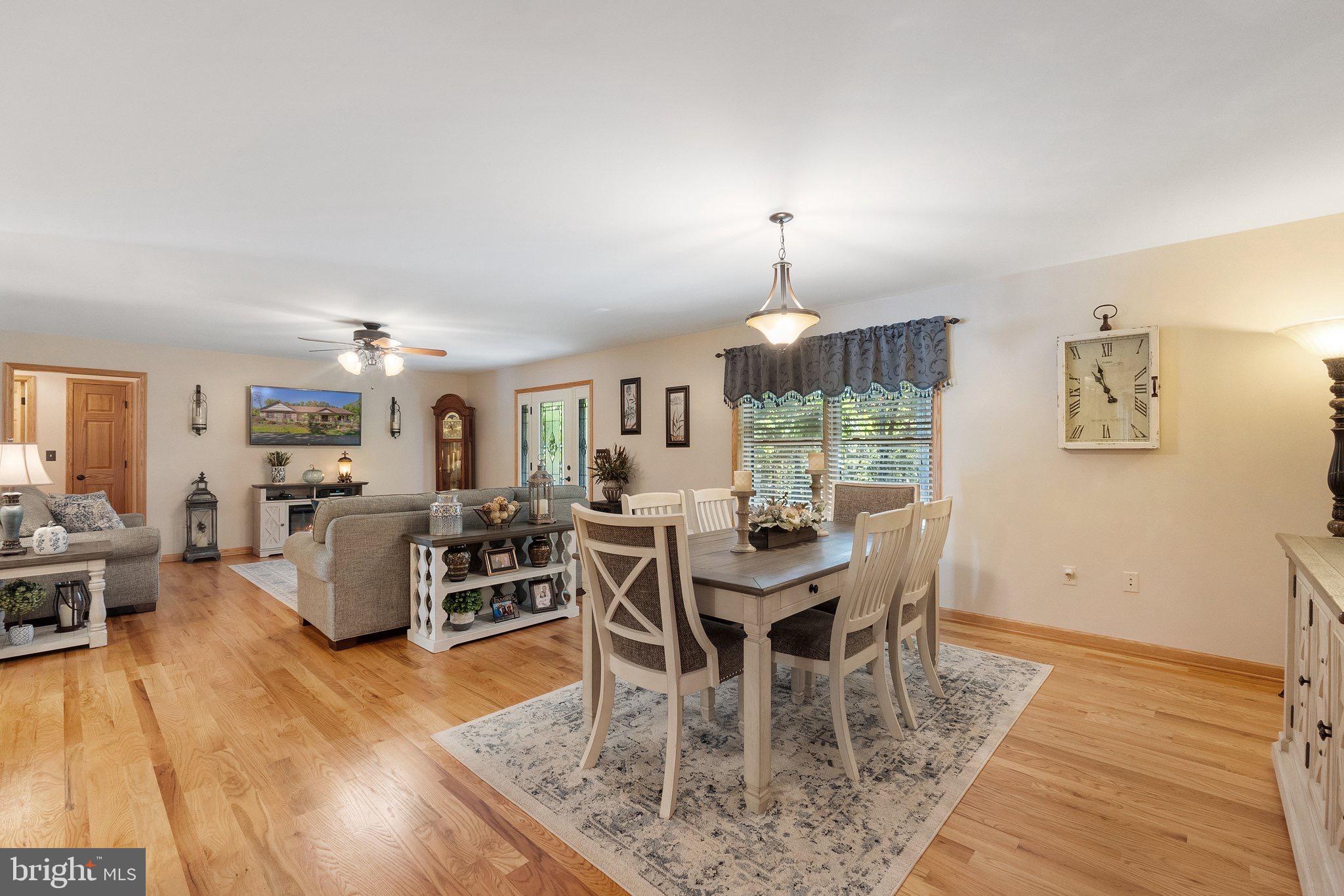 SLEEPY KNOLLS - Residential