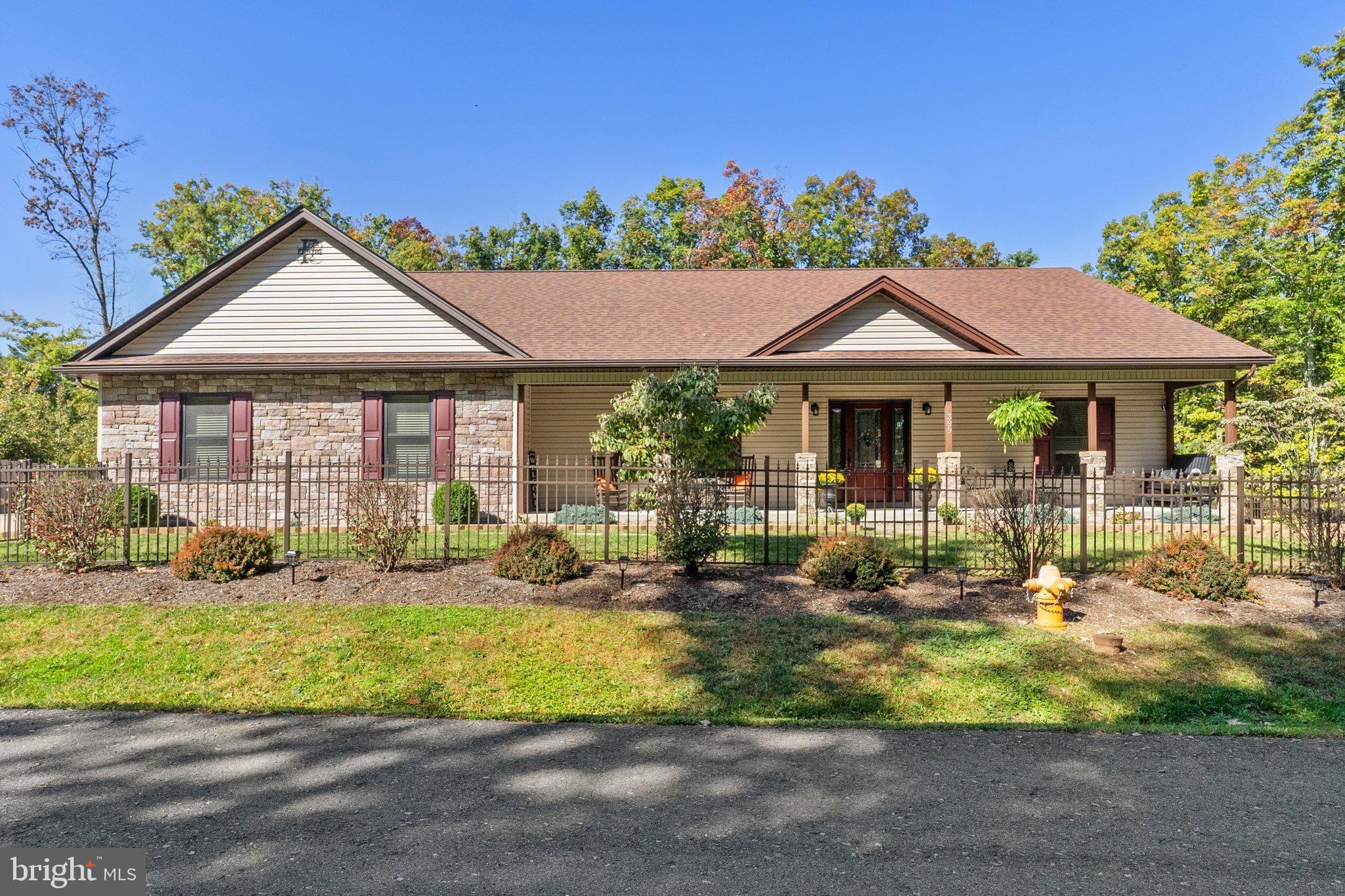 SLEEPY KNOLLS - Residential