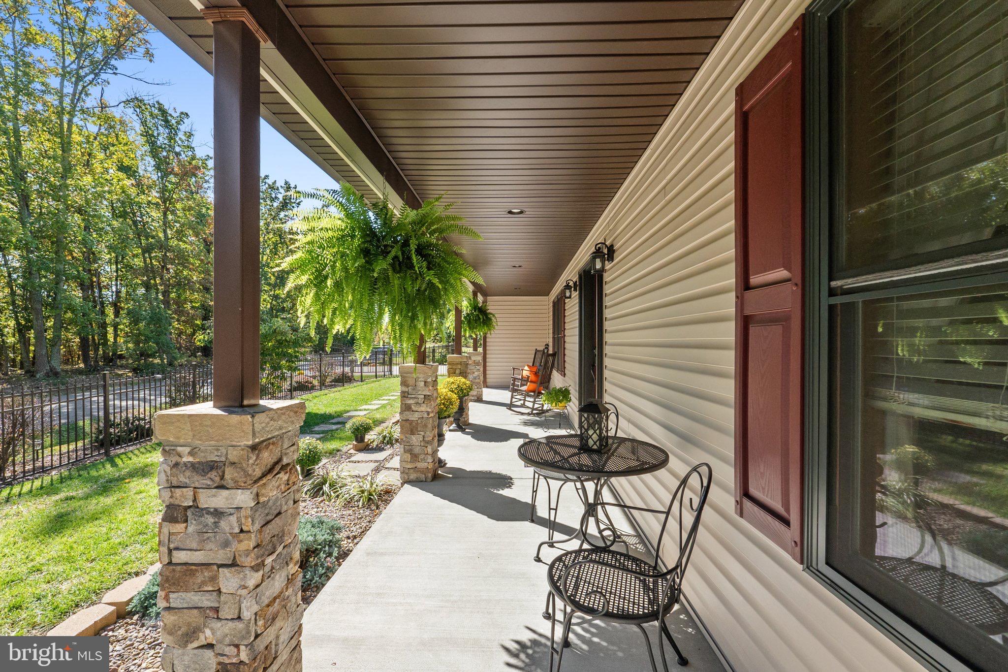 SLEEPY KNOLLS - Residential