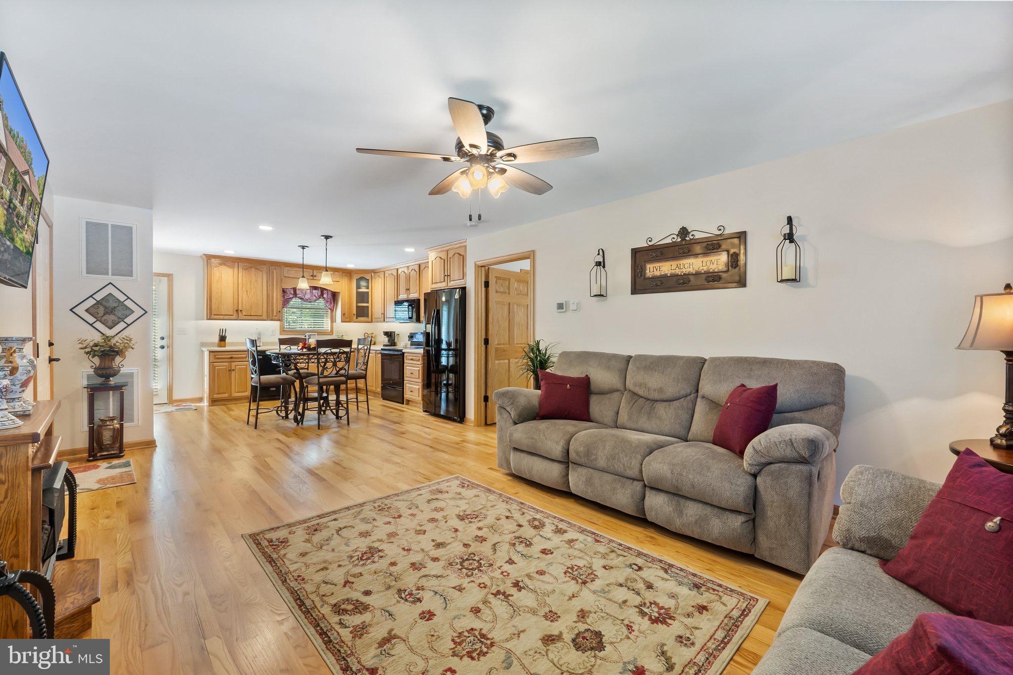 SLEEPY KNOLLS - Residential