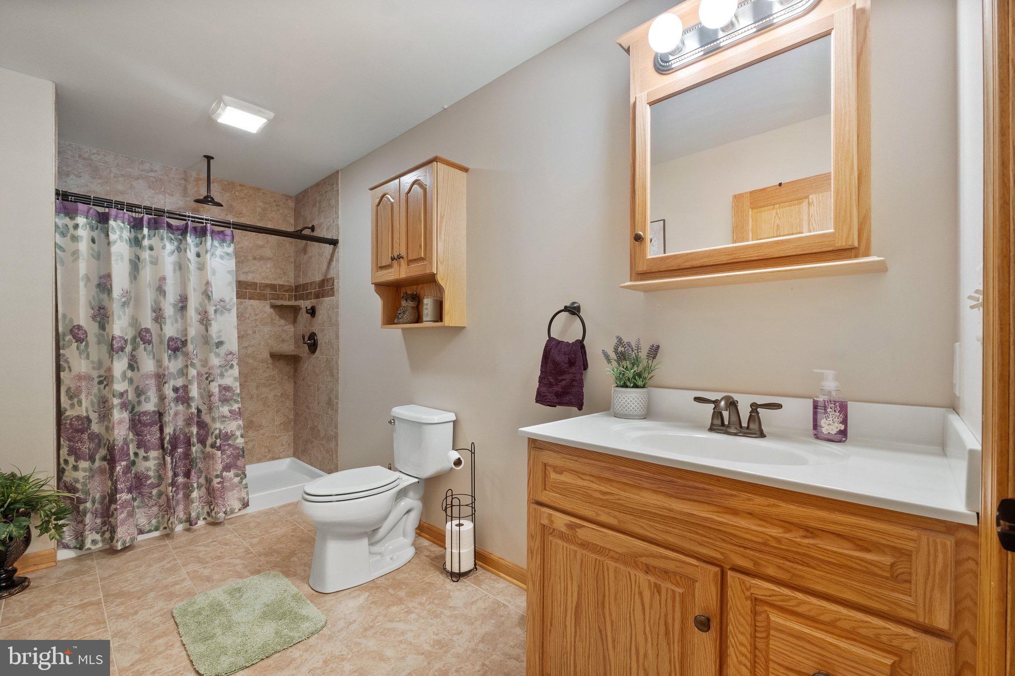 SLEEPY KNOLLS - Residential