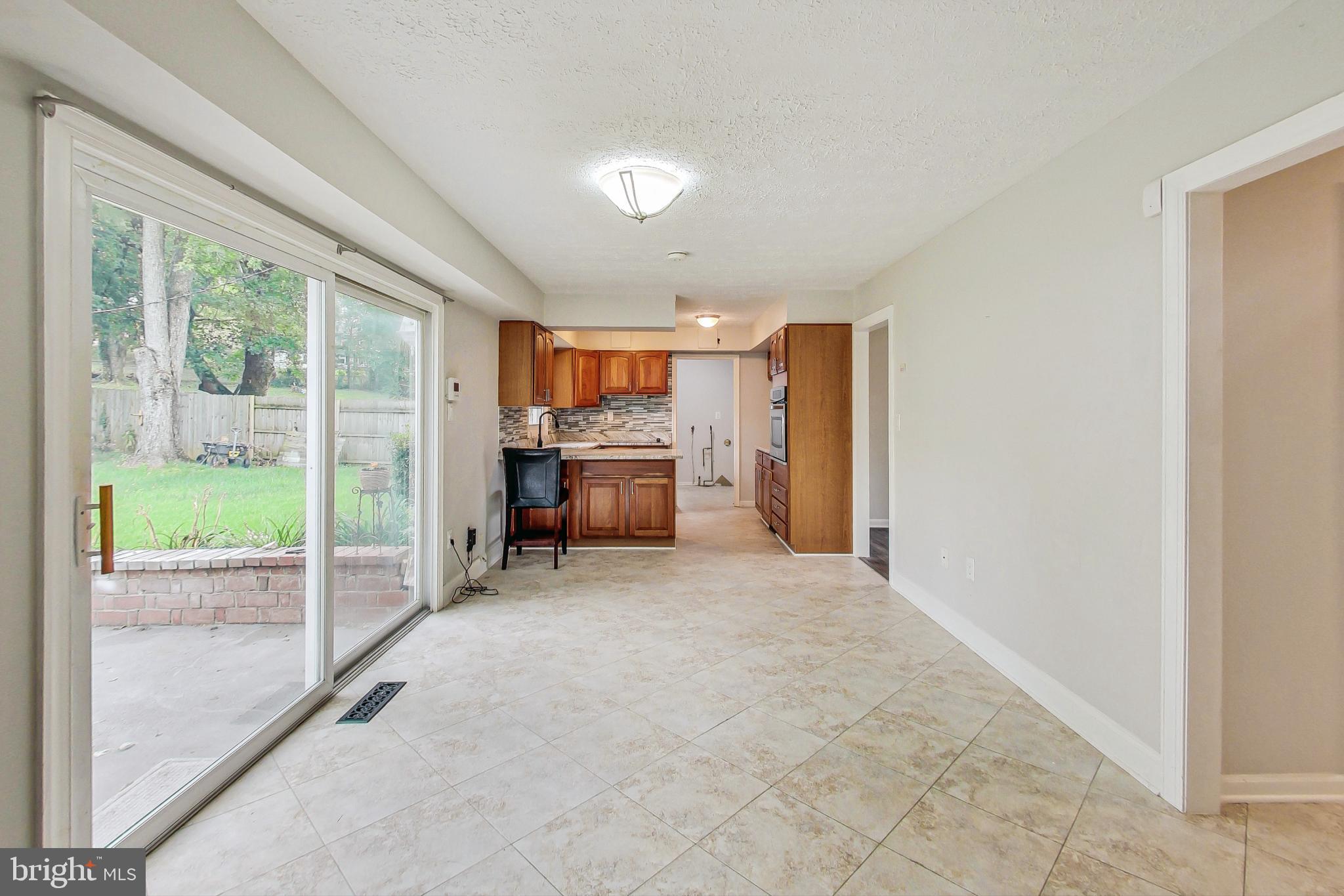 SOMERSET AT BELAIR - Residential