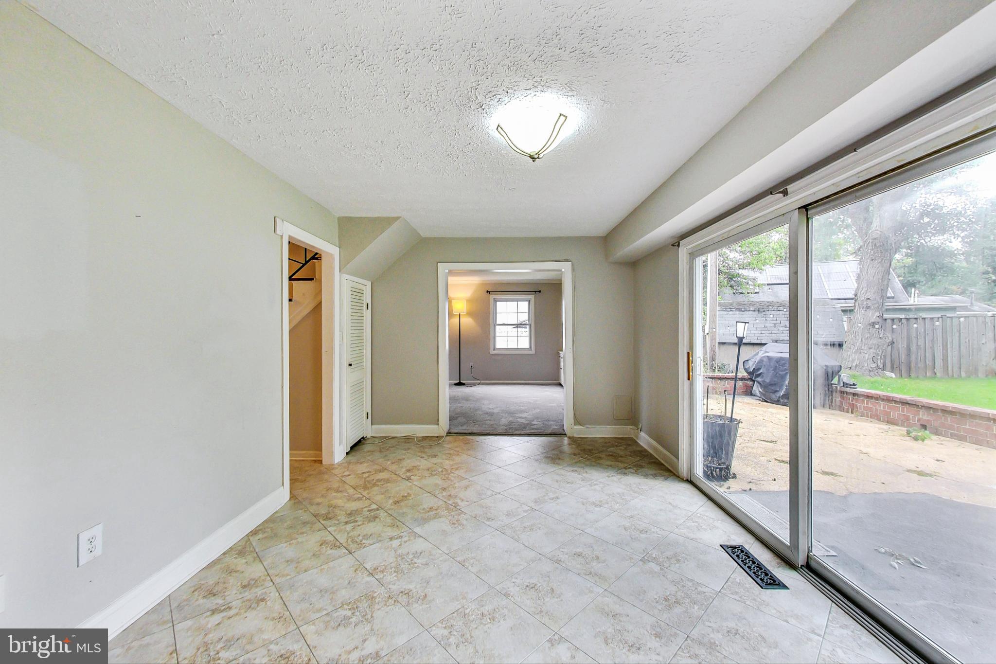 SOMERSET AT BELAIR - Residential